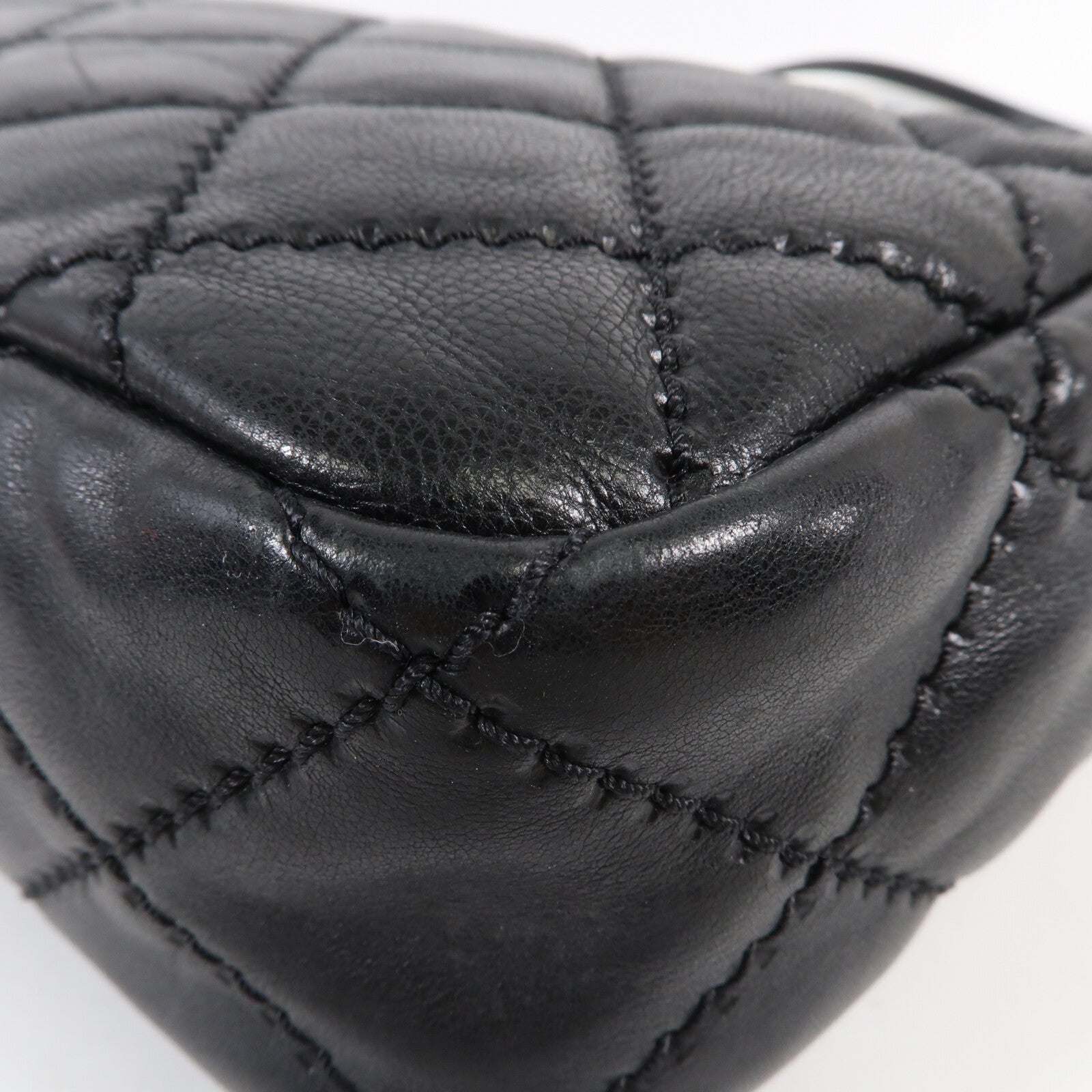 CHANEL 牛皮皮革Chain Shoulder金扣鏈帶肩背袋