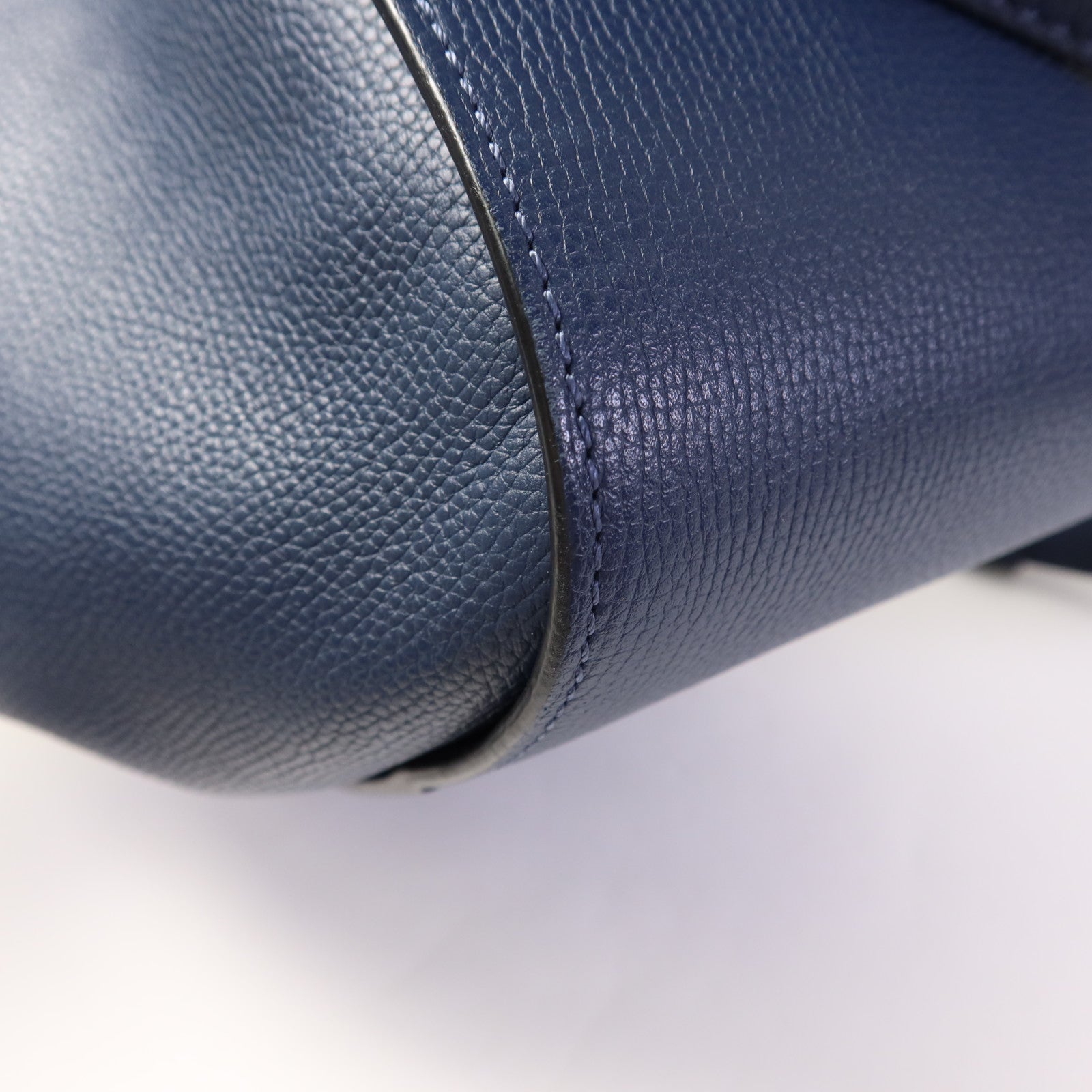 LOEWE 牛皮皮革Compact Hammock金扣手挽肩背兩用袋