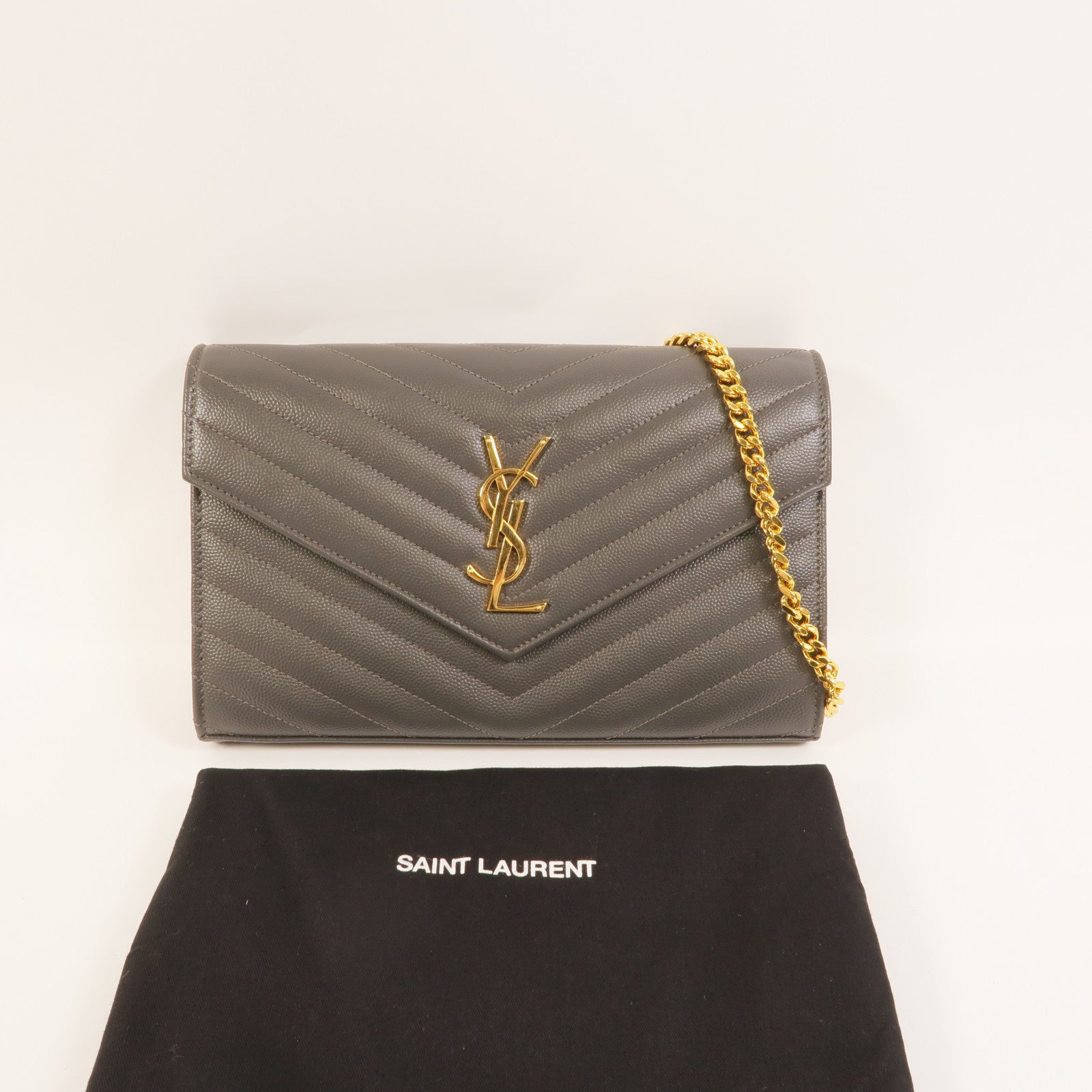 SAINT LAURENT 牛皮皮革Cassandre Envelope肩背袋