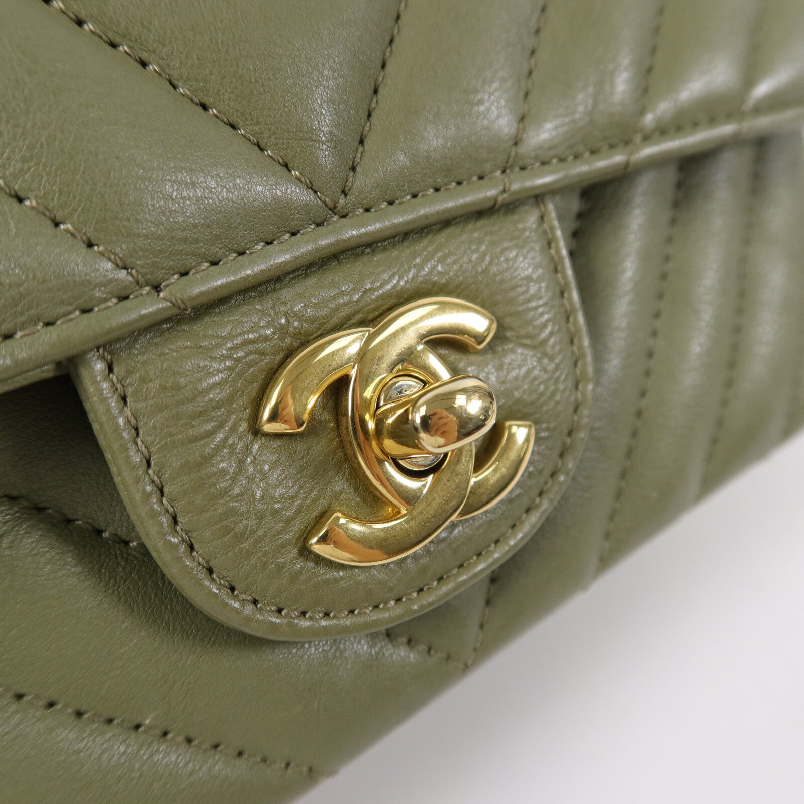 CHANEL 牛皮皮革Mini Classic 20鏈帶肩背袋