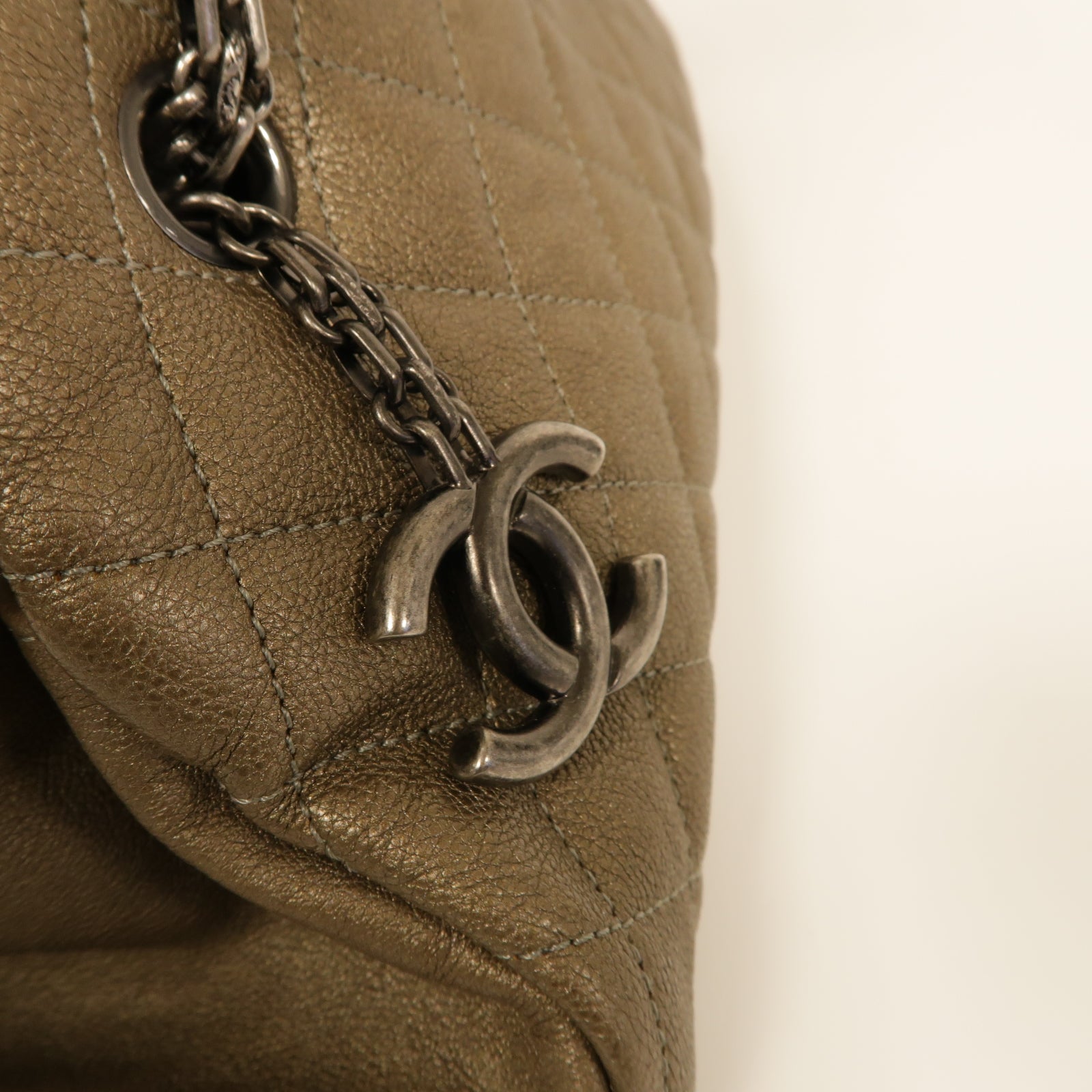 CHANEL 【激減優惠】Caviar皮革Chain Shoulder Bag銀扣鏈帶肩背袋青銅色