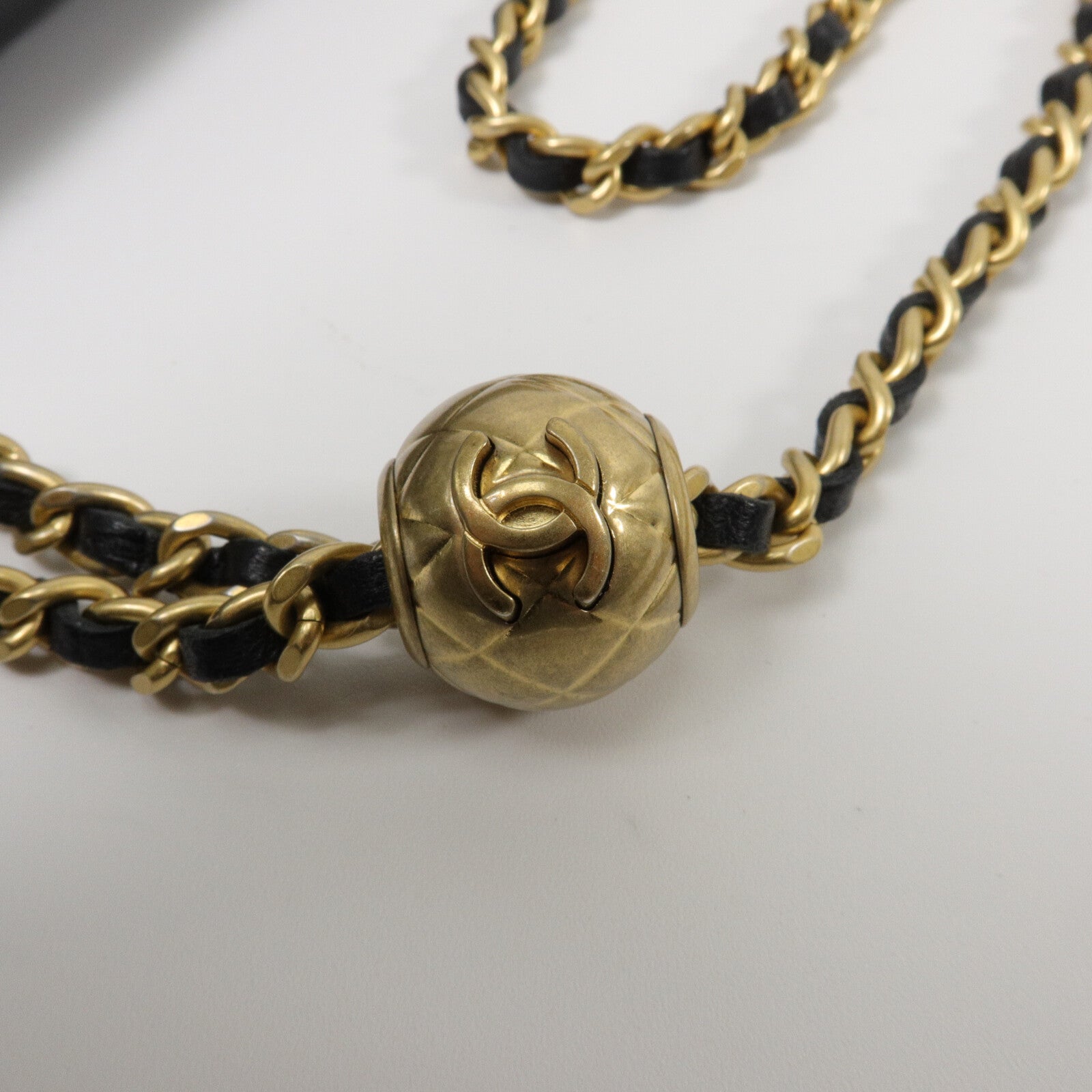 CHANEL 羊皮皮革Wallet On Chain With Gold Ball鏈帶肩背袋