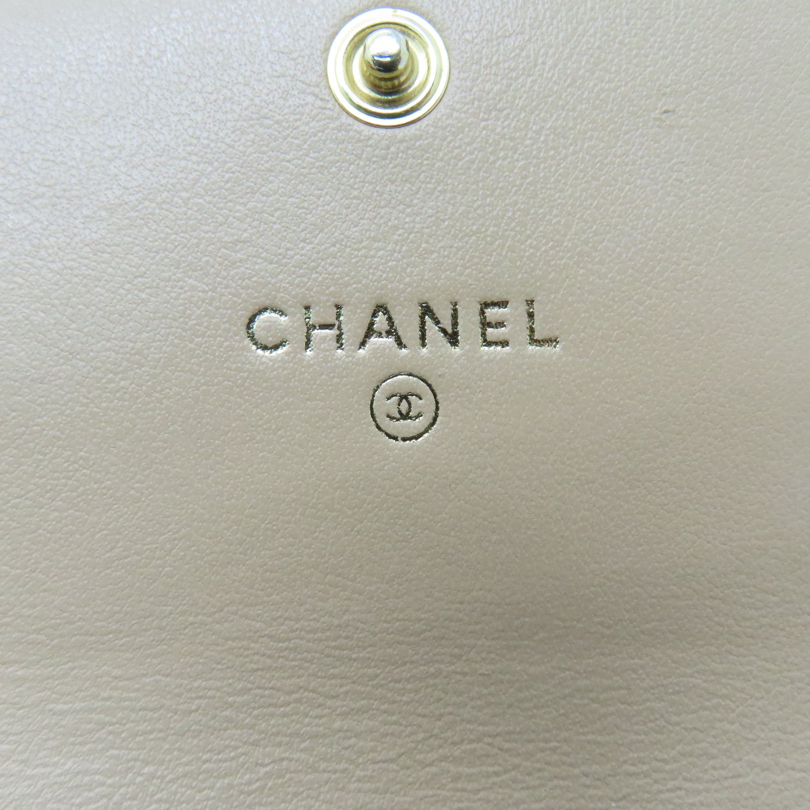 CHANEL 【激減優惠】菱格Caviar皮革Wallet金扣長錢包米色/黑色