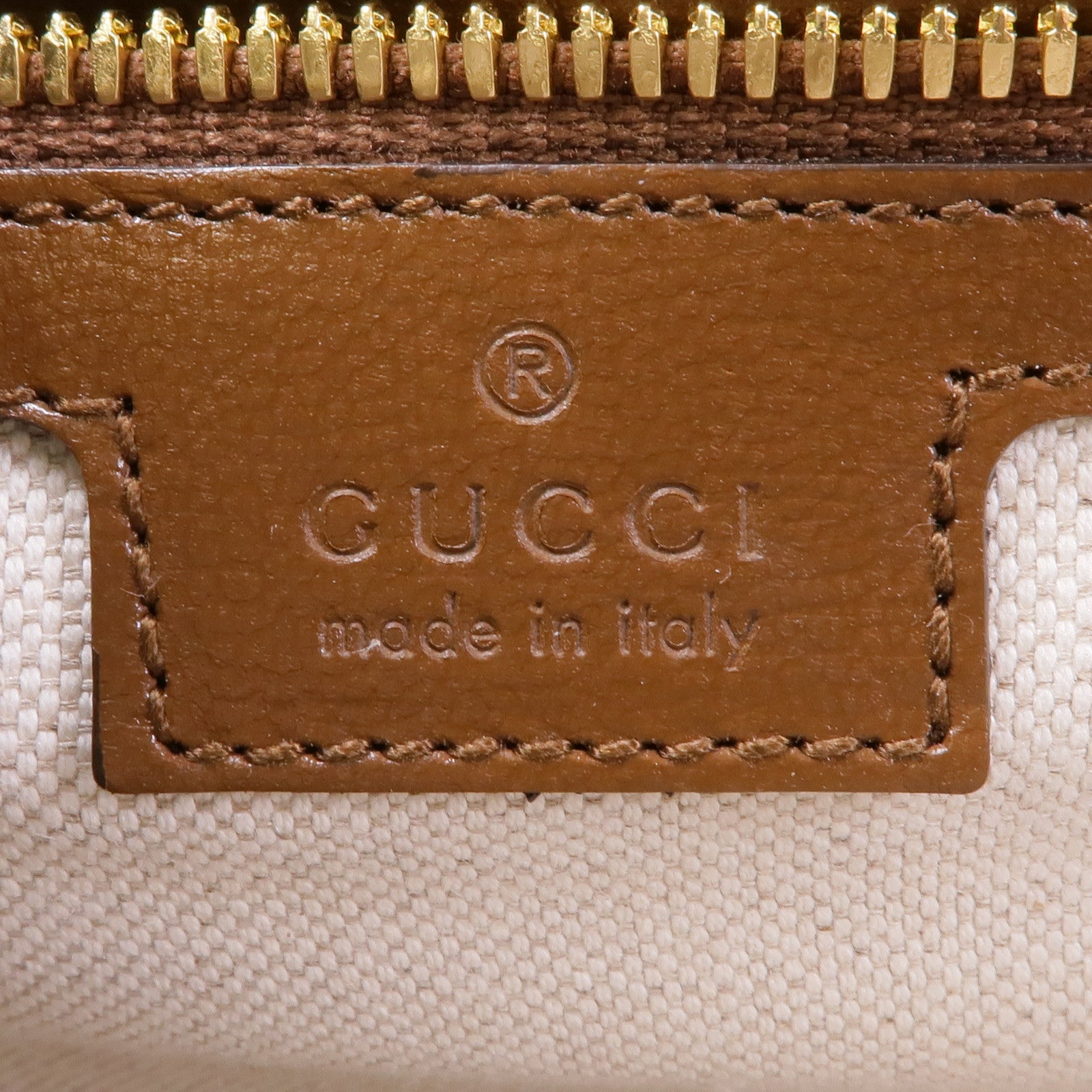 GUCCI 塗層帆布GG Supreme Interlocking金扣肩背袋