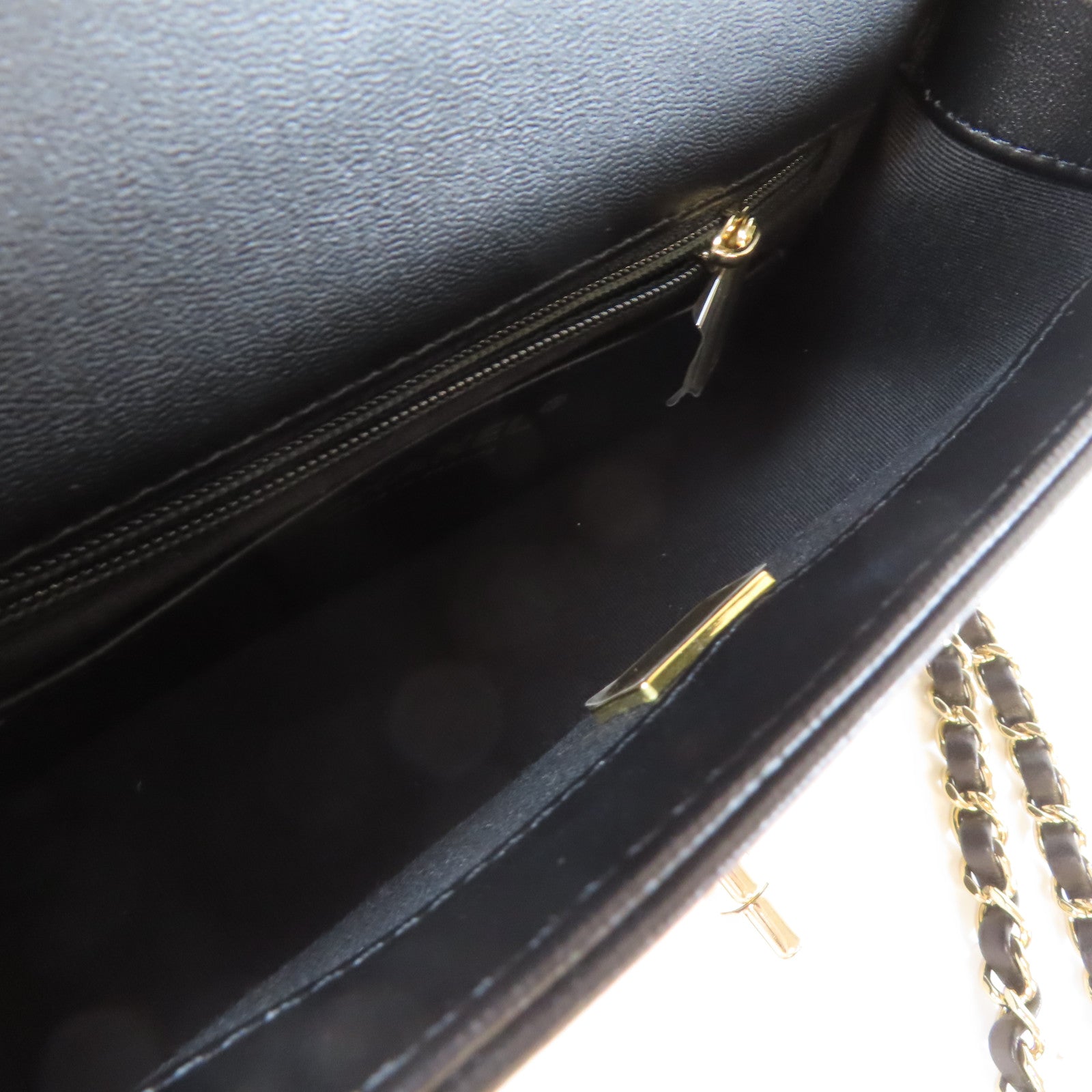 CHANEL 菱格羊皮皮革Chain Shoulder銀扣鏈帶肩背袋黑色