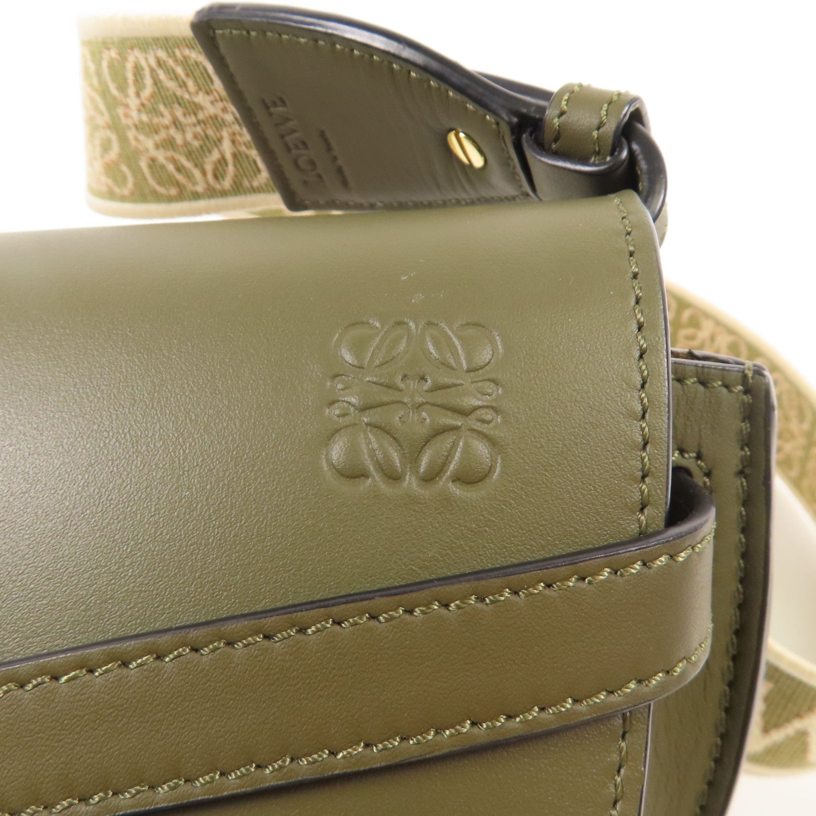 LOEWE 牛皮皮革Mini Gate金扣肩背袋