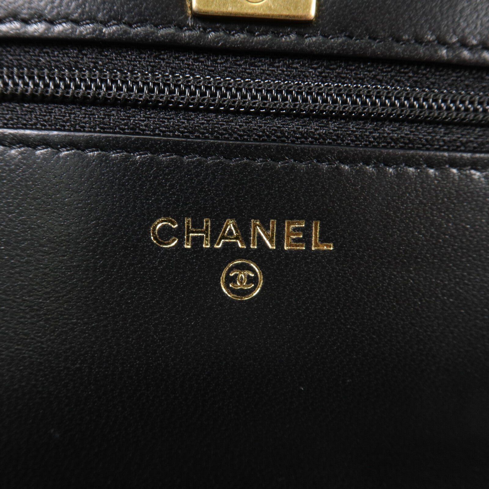 CHANEL 羊皮皮革Wallet On Chain With Gold Ball鏈帶肩背袋