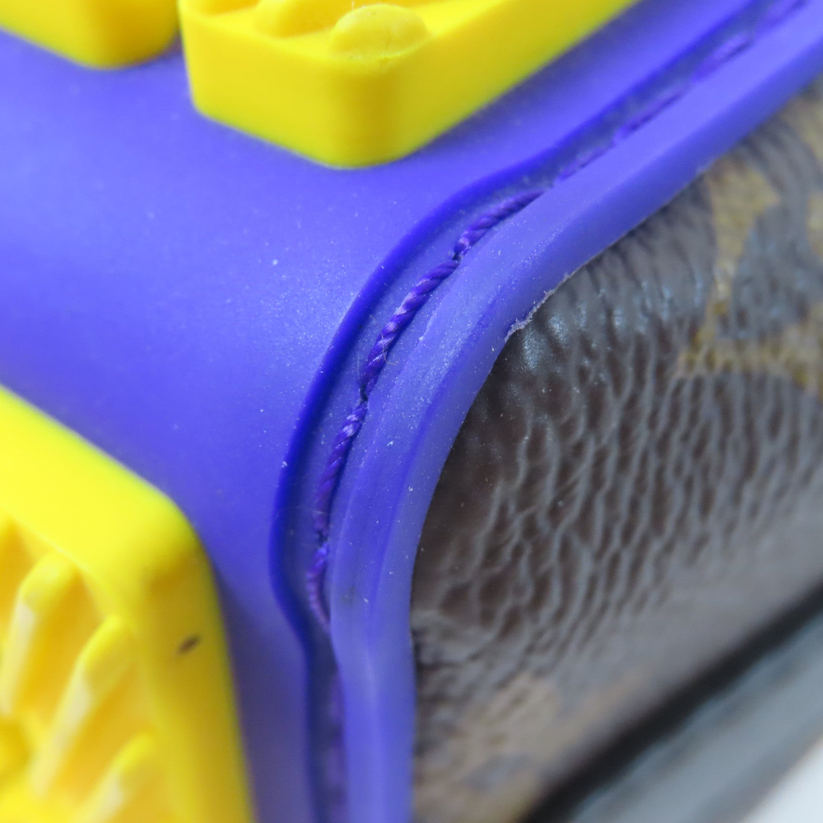 LOUIS VUITTON 【激減優惠】Monogram Cruiser Messenger肩背袋啡色/紫色/黃色