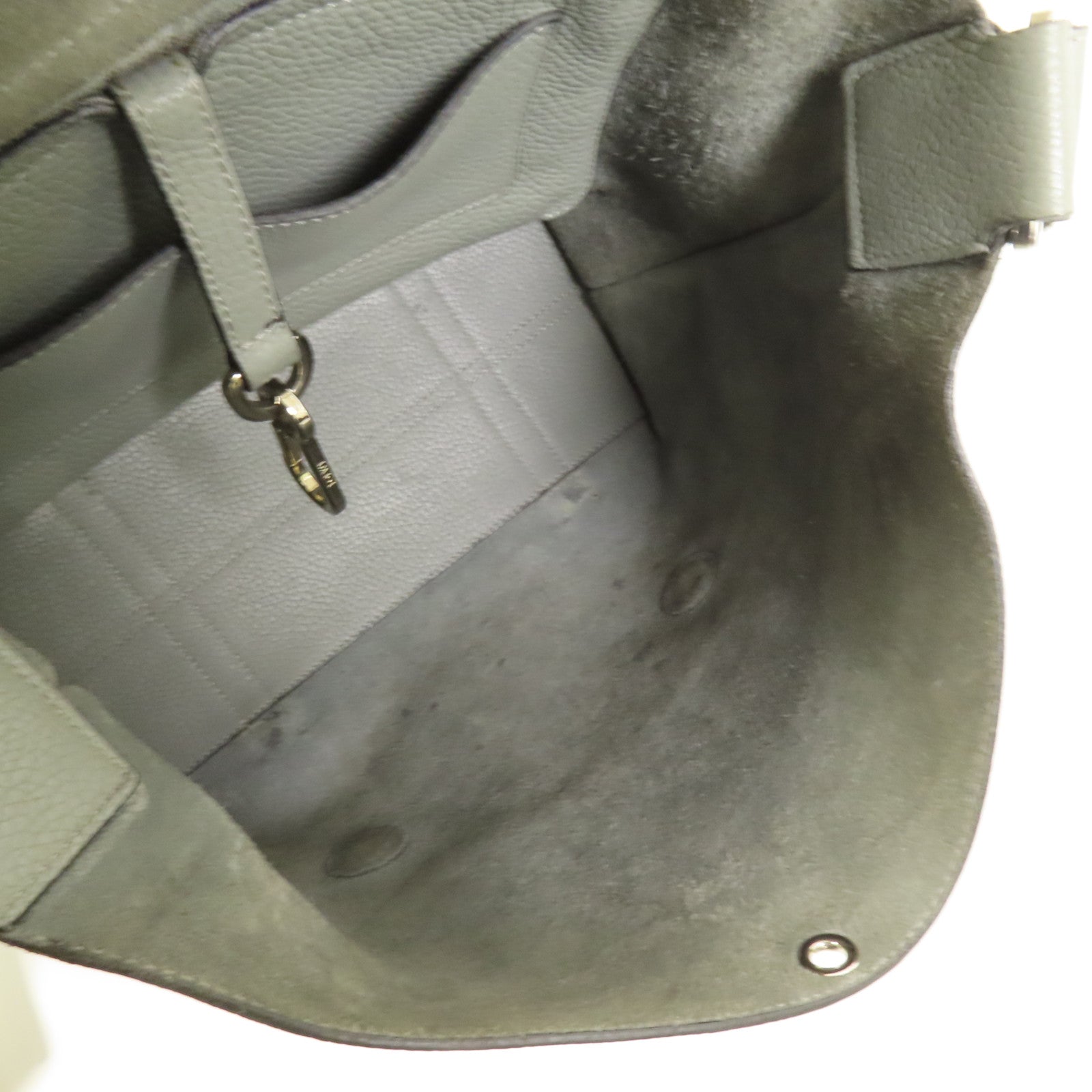 LOEWE 牛皮皮革Military Messenger銀扣肩背袋