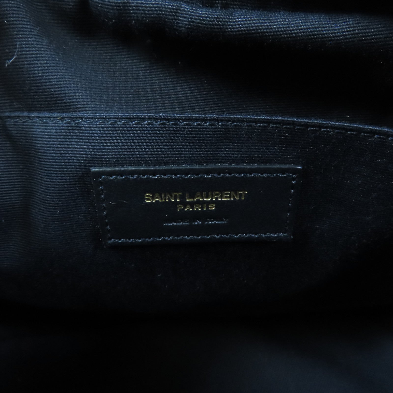 SAINT LAURENT 牛皮皮革Lou Camera金扣肩背袋