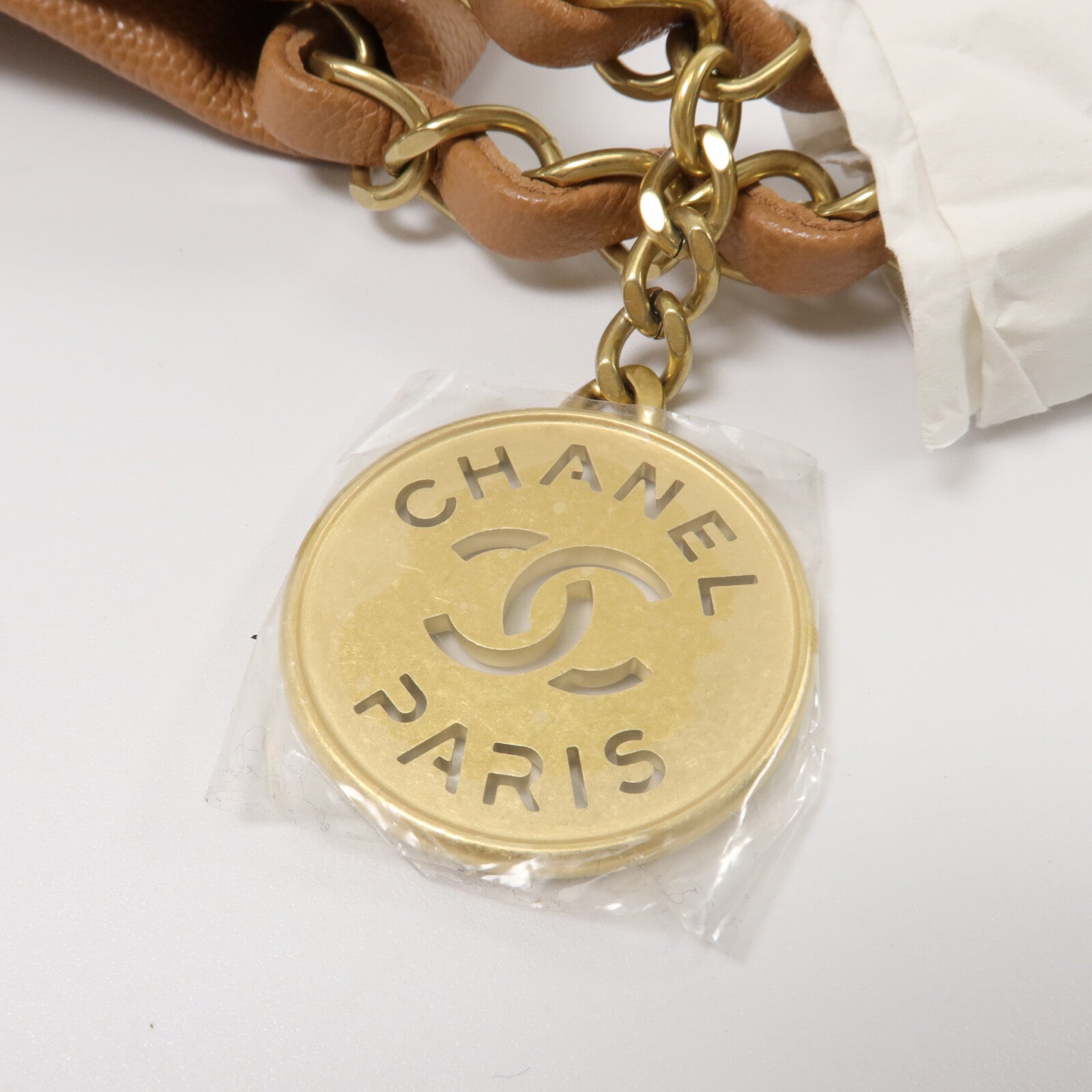 CHANEL 牛皮皮革Chanel 22 Small鏈帶肩背袋