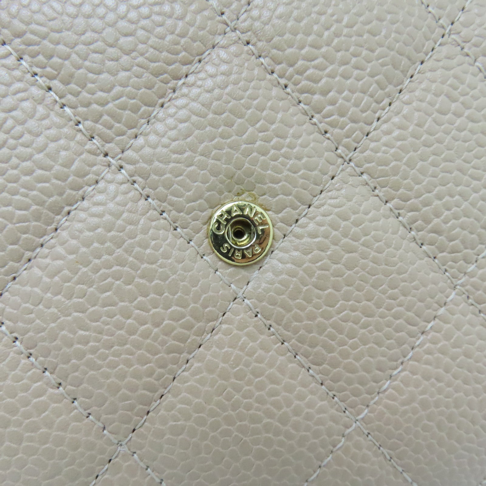 CHANEL 【激減優惠】菱格Caviar皮革Wallet金扣長錢包米色/黑色