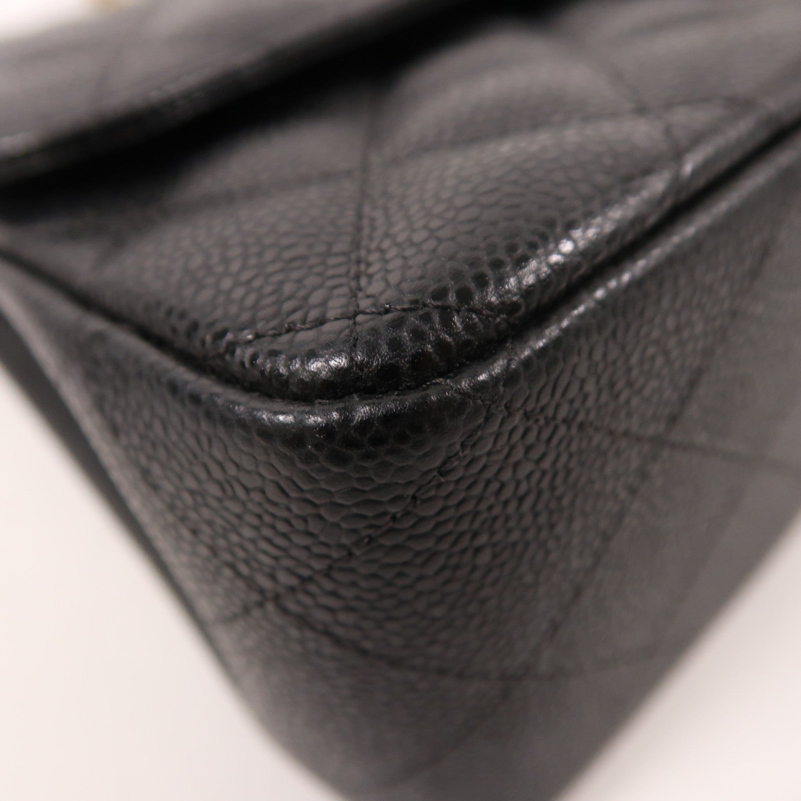 CHANEL 牛皮皮革Large Classic金扣鏈帶肩背袋