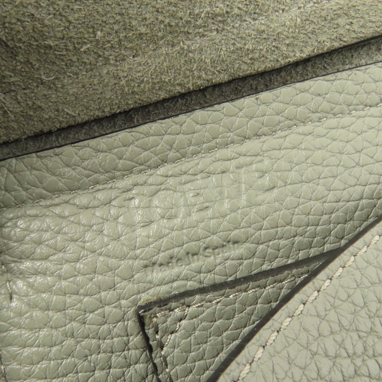 LOEWE 牛皮皮革Military Messenger銀扣肩背袋
