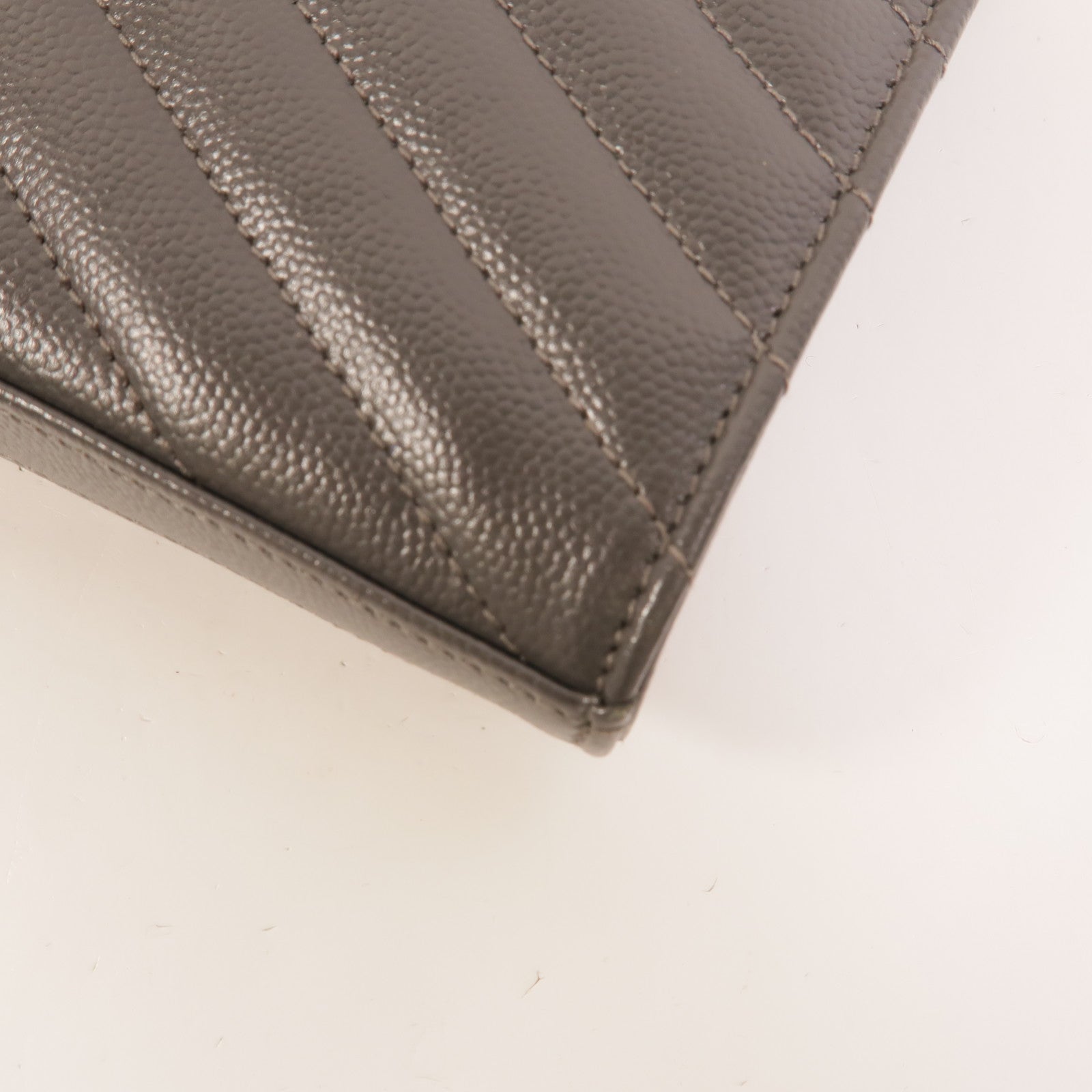 SAINT LAURENT 牛皮皮革Cassandre Envelope肩背袋