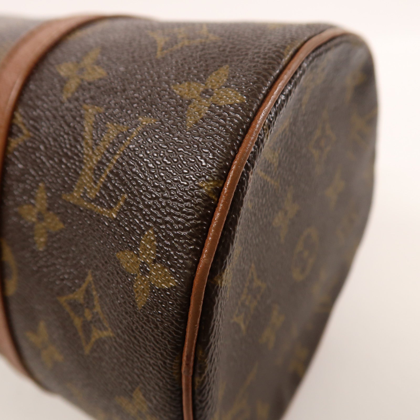 LOUIS VUITTON Monogram Papillon 30金扣手挽袋