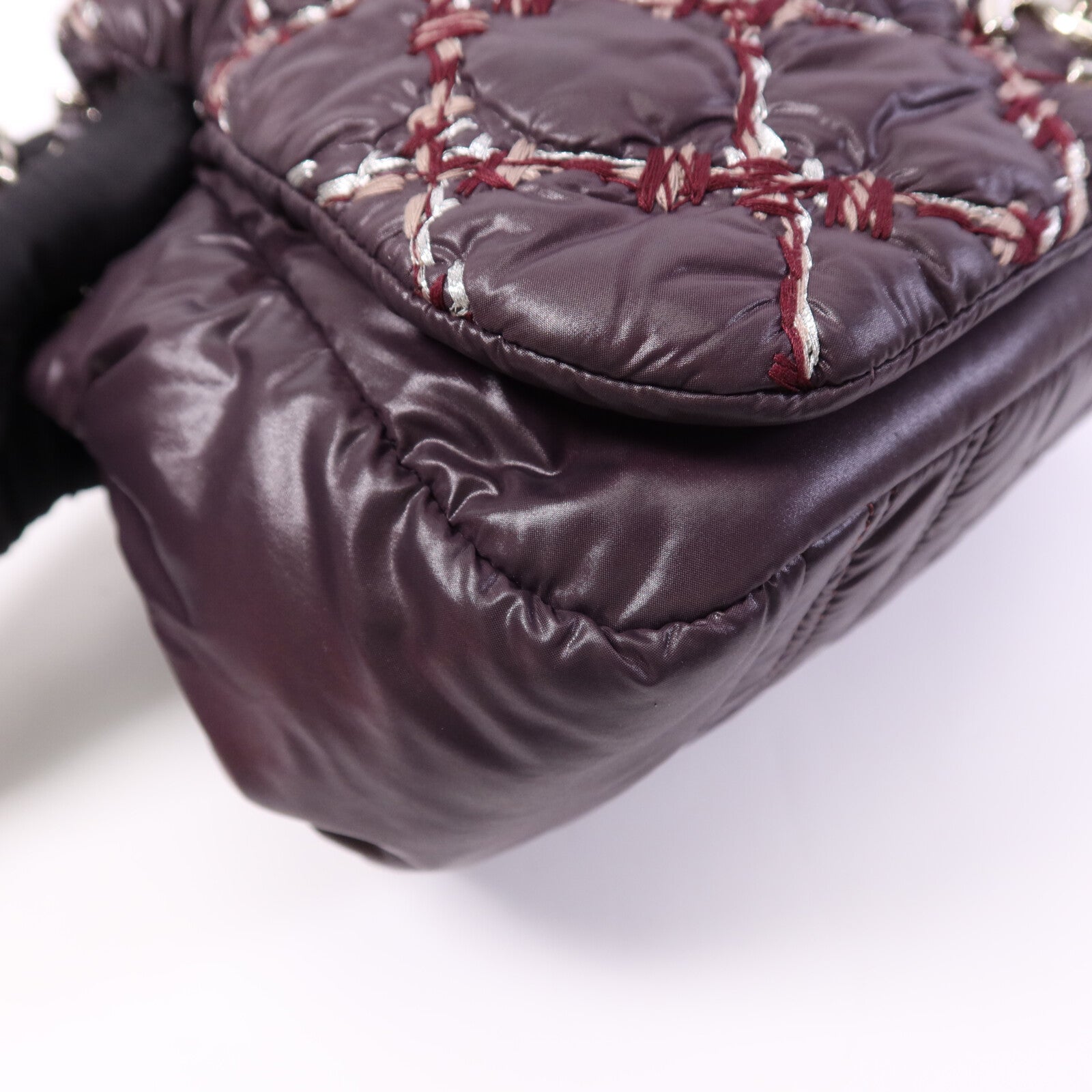 CHANEL 尼龍Chain Shoulder Bag銀扣鏈帶肩背袋