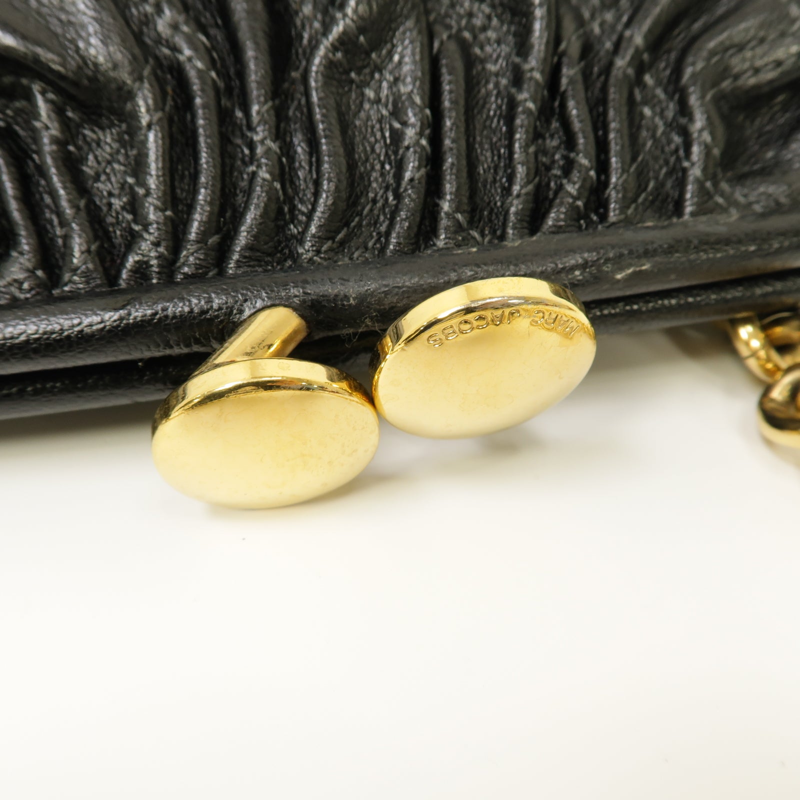 MARC JACOBS 牛皮皮革Shoulder Bag金扣鏈帶肩背袋黒色