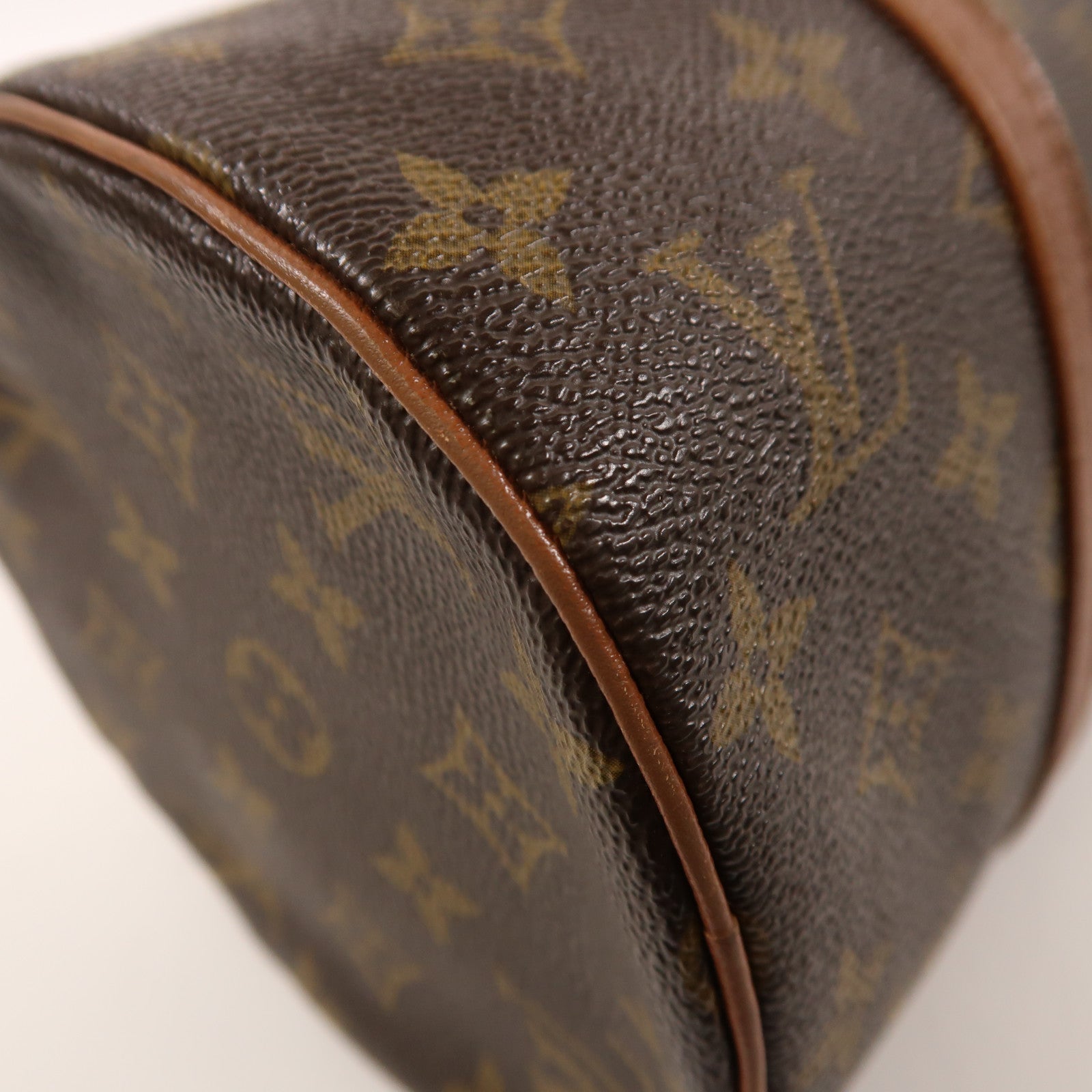 LOUIS VUITTON Monogram Papillon 30金扣手挽袋