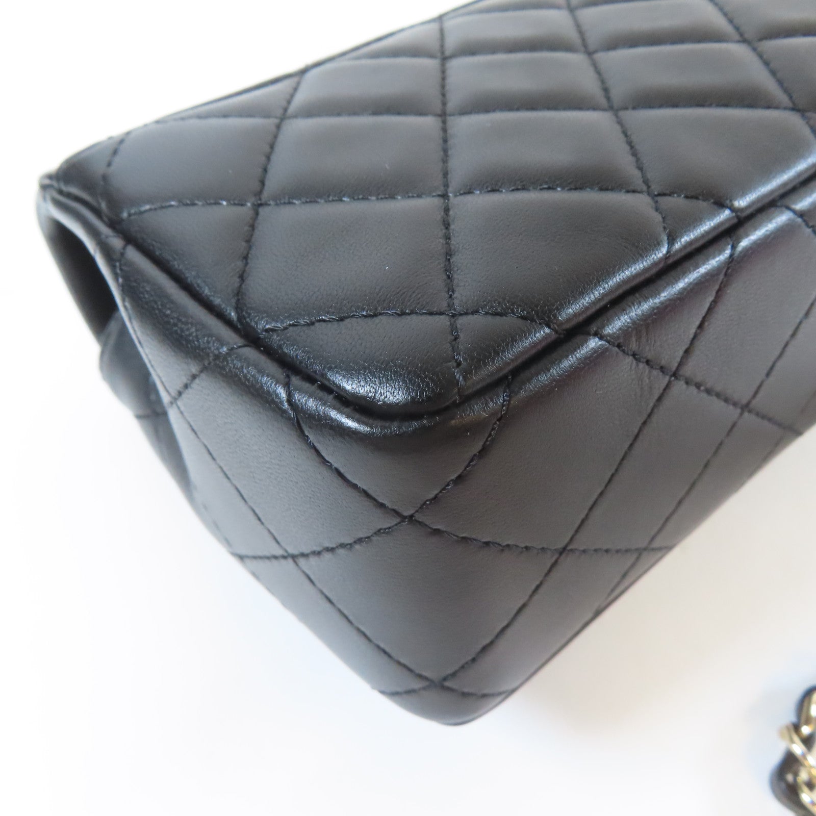CHANEL 菱格羊皮皮革Chain Shoulder銀扣鏈帶肩背袋黑色