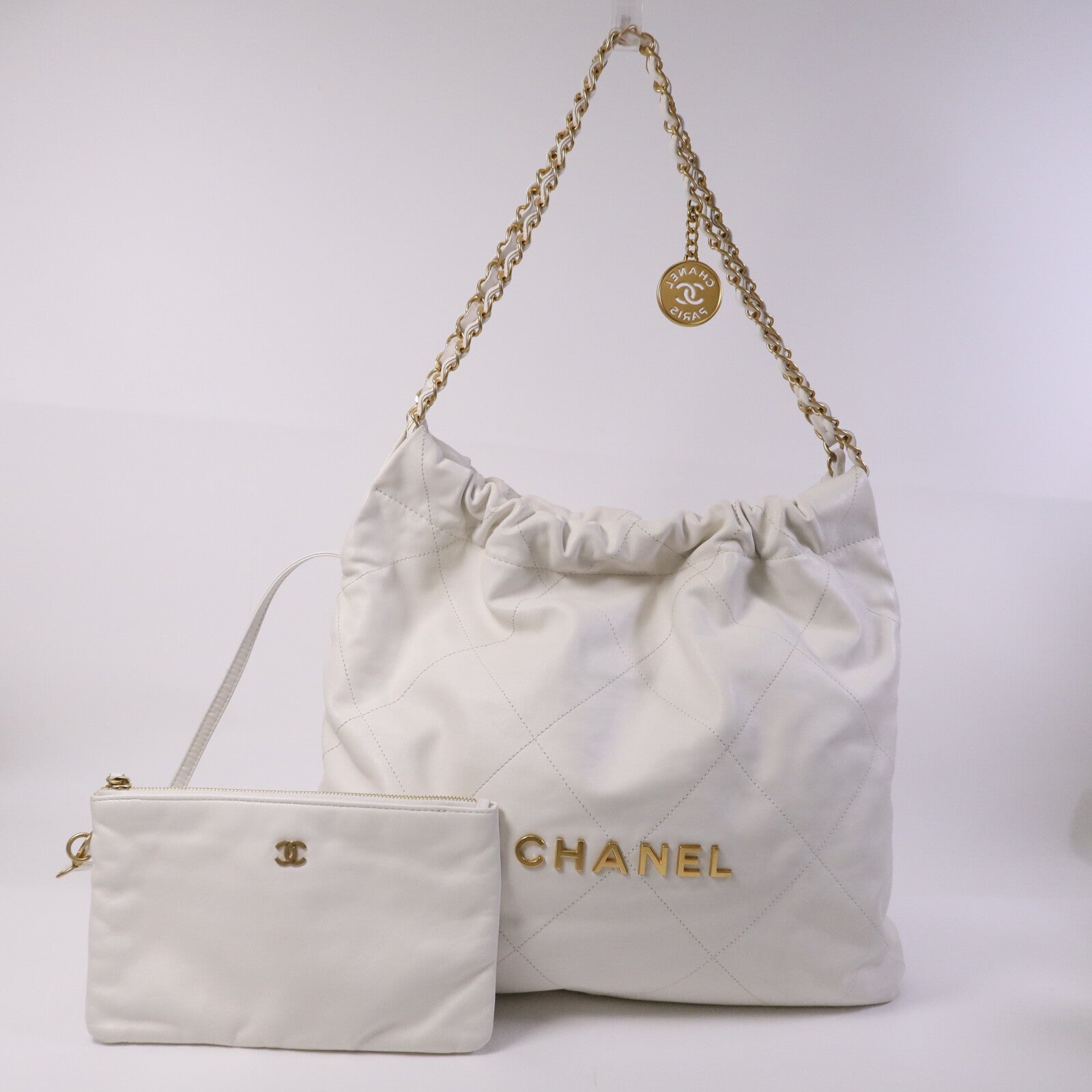 CHANEL 牛皮皮革Chanel 22金扣鏈帶肩背袋