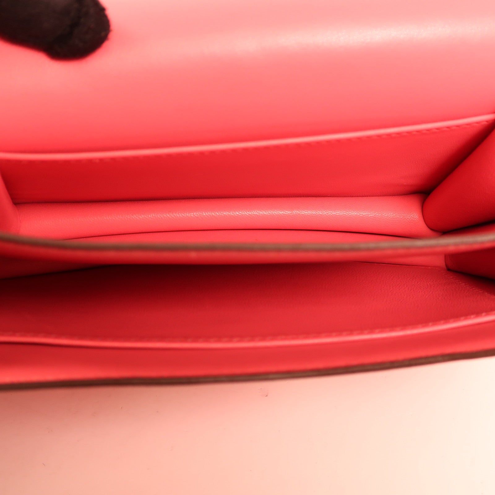 HERMES Evercolor皮革Constance Mini銀扣肩背袋Rose Azalea