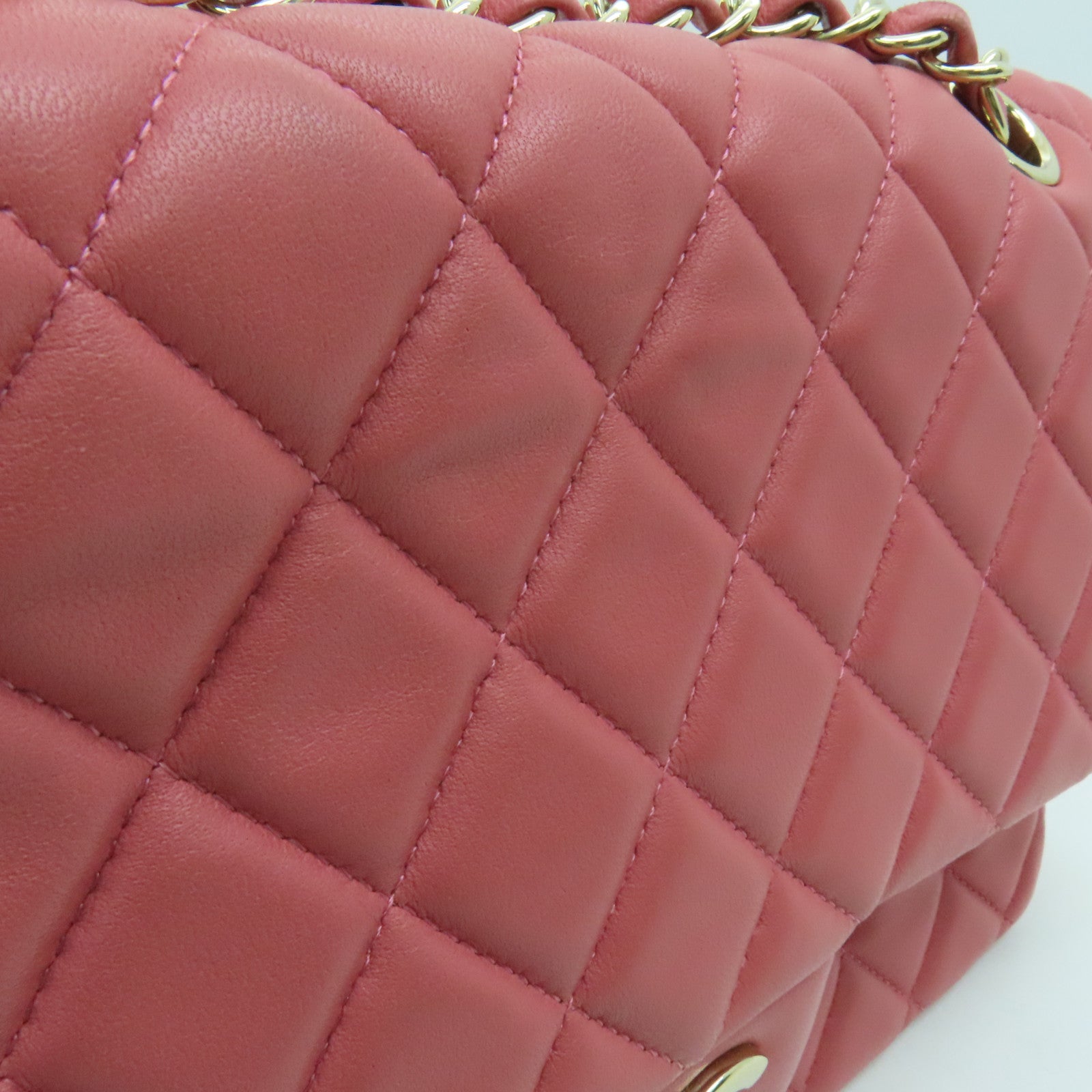 CHANEL 羊皮皮革Chain Shoulder链带肩背袋金扣粉红色