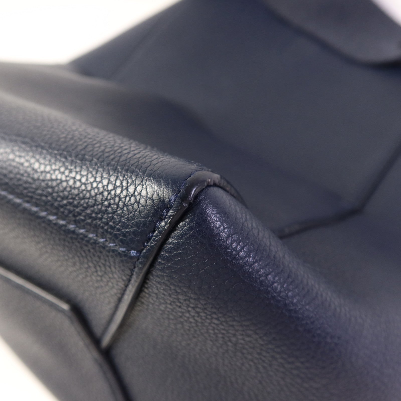 CELINE 牛皮皮革Sangle Bucket Bag Large金扣肩背袋