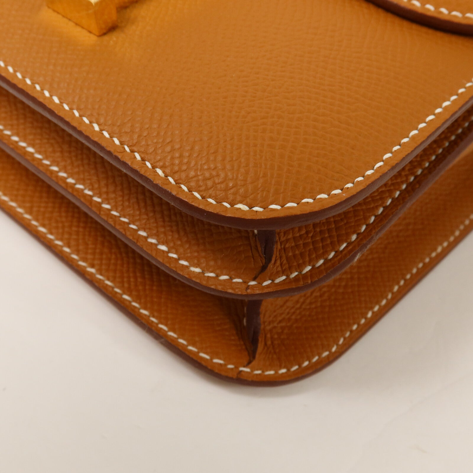 HERMES Epsom皮革Constance Mini肩背袋Gold