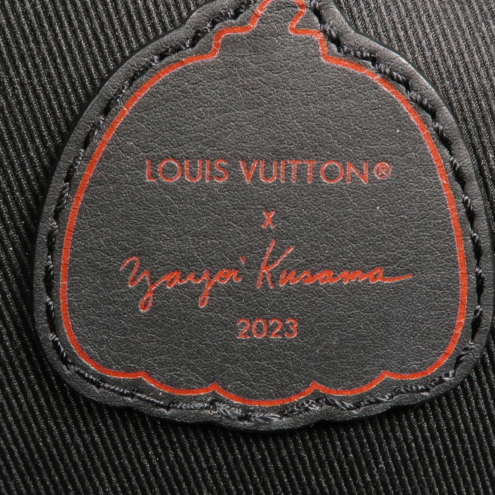 LOUIS VUITTON Monogram Taurillon LV x YK Soft Trunk手挽肩背兩用袋
