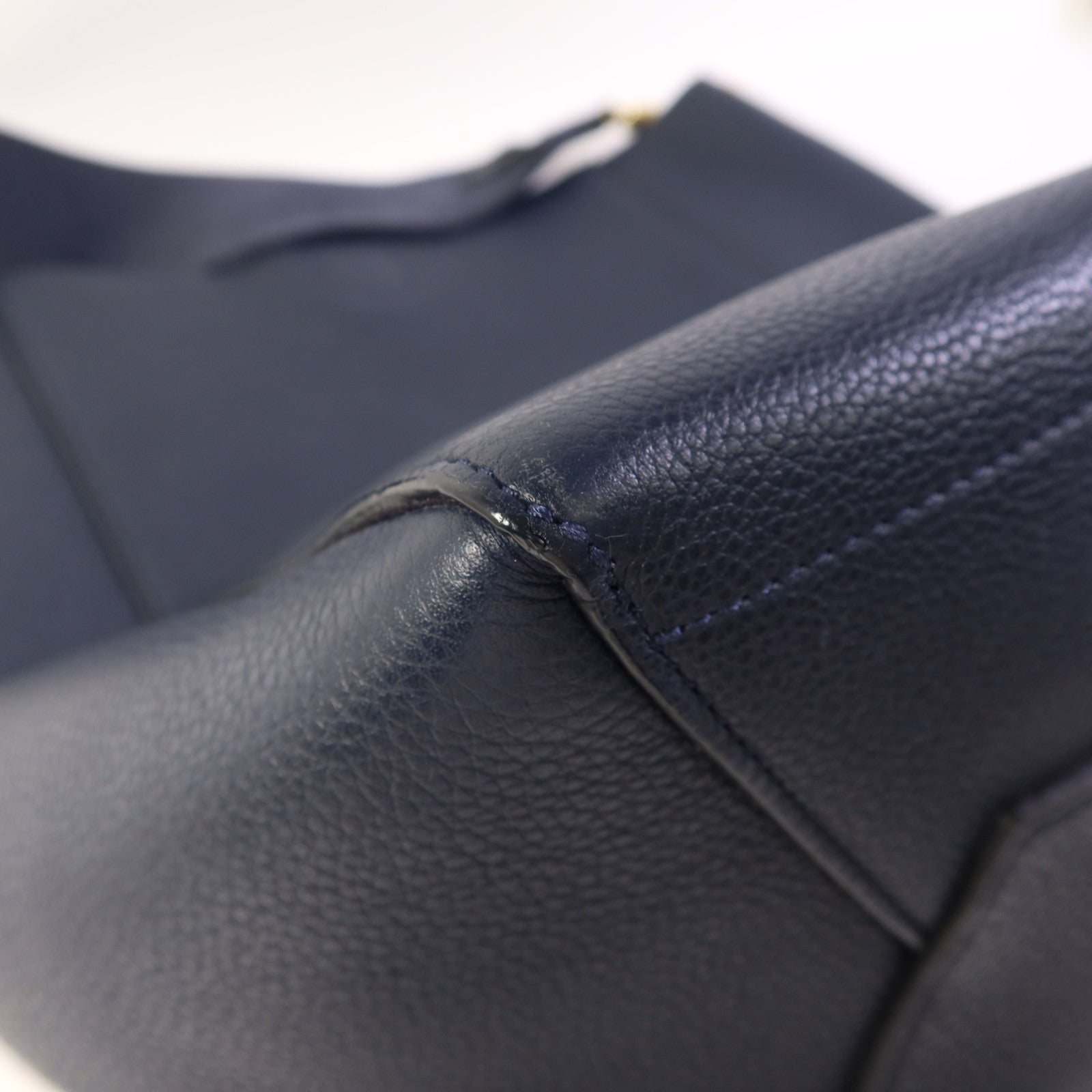 CELINE 牛皮皮革Sangle Bucket Bag Large金扣肩背袋