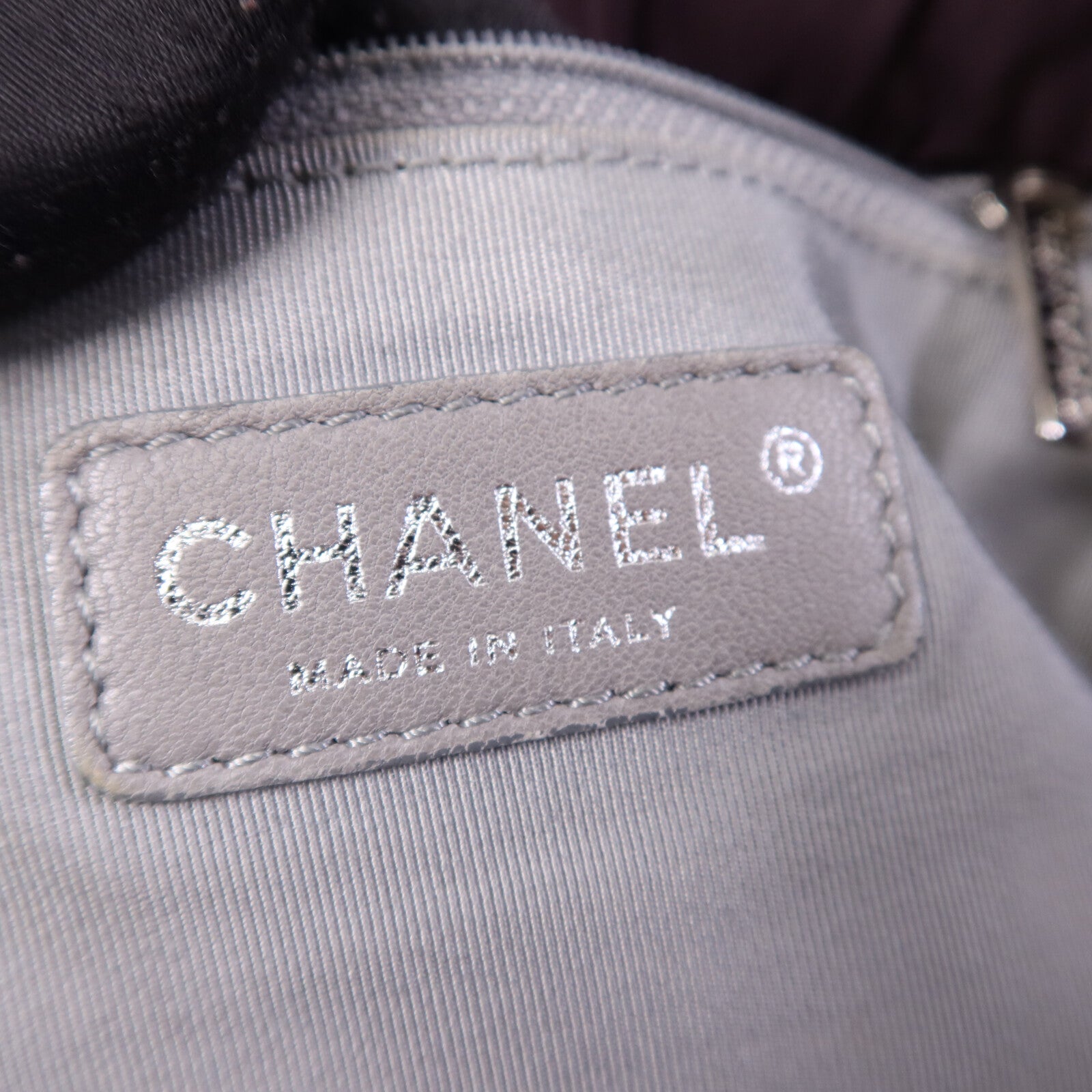 CHANEL 尼龍Chain Shoulder Bag銀扣鏈帶肩背袋