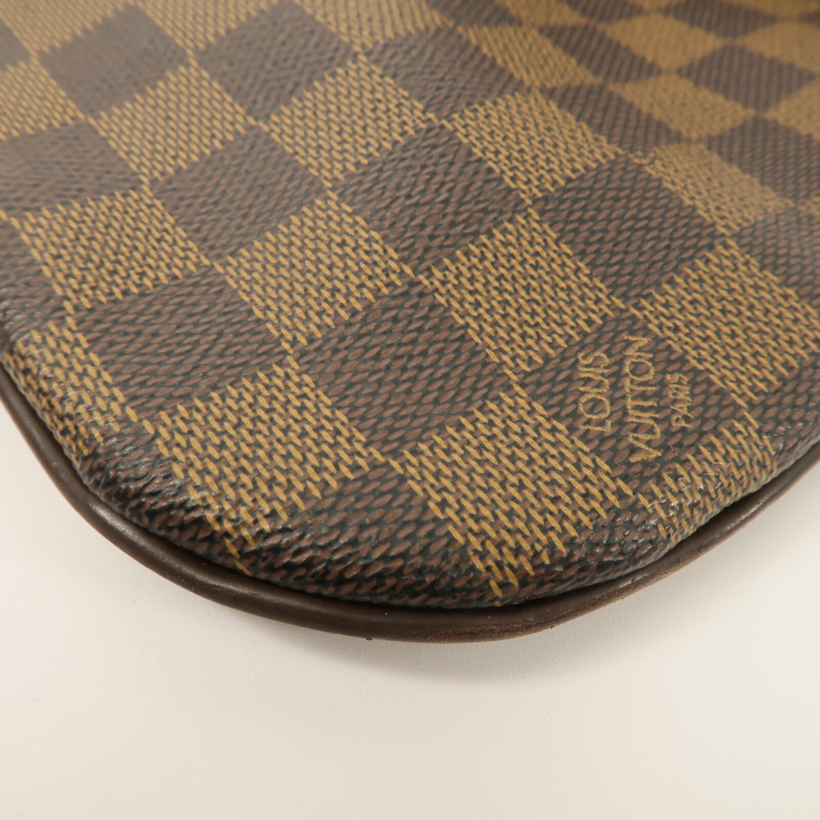 LOUIS VUITTON Damier Pochette Bosphore肩背袋