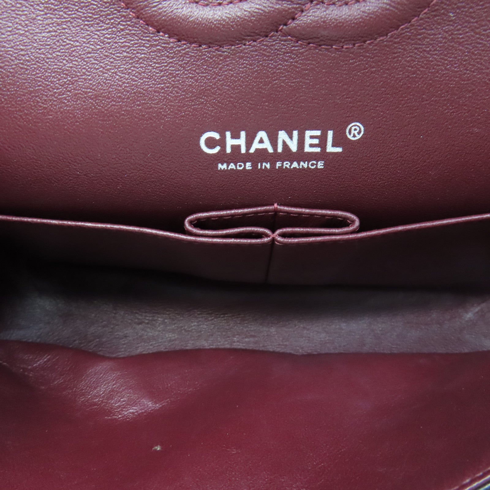 CHANEL 【激減優惠】菱格羊皮皮革Classic 25銀扣肩背袋黑色
