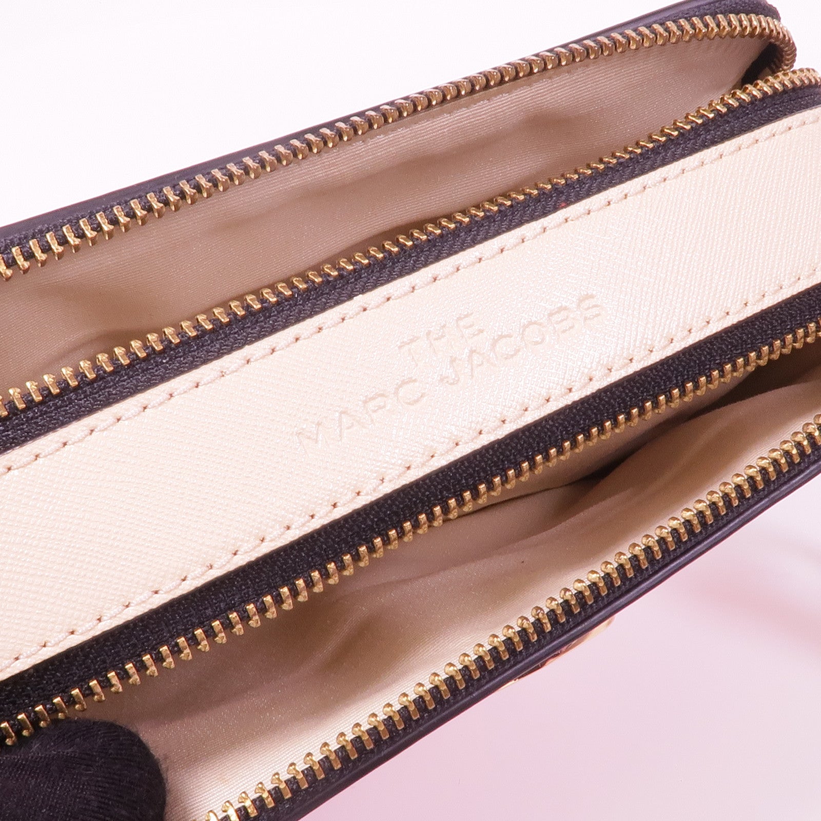 MARC JACOBS 牛皮皮革Shoulder Bag金扣肩背袋