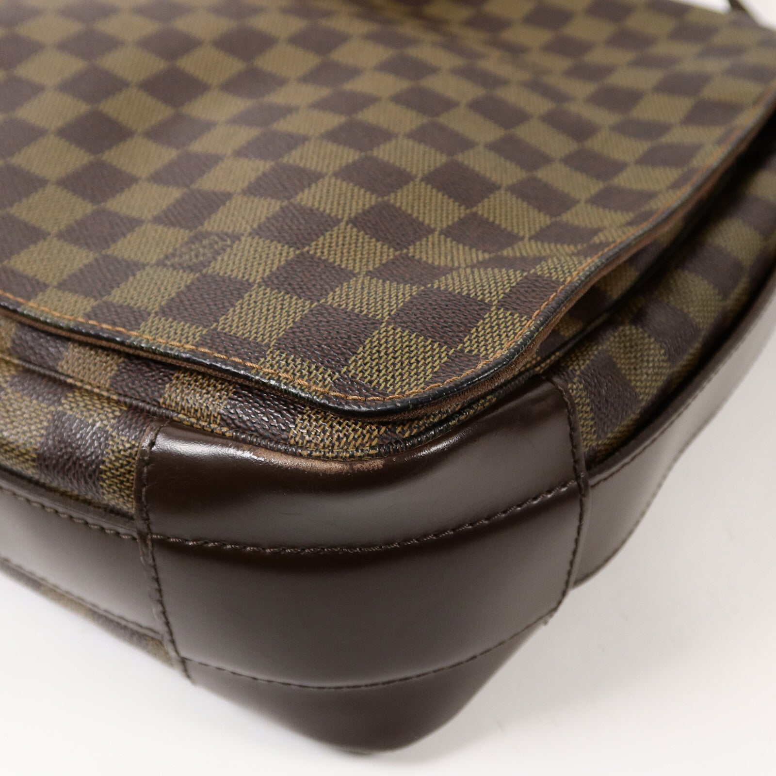 LOUIS VUITTON Damier Ebene Bastille肩背袋