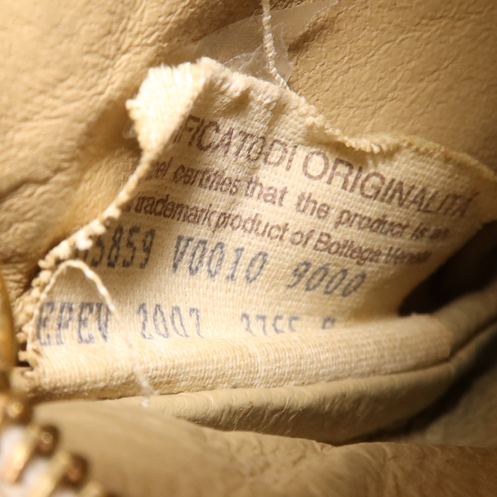 BOTTEGA VENETA 羊皮皮革Card Case金扣卡片套