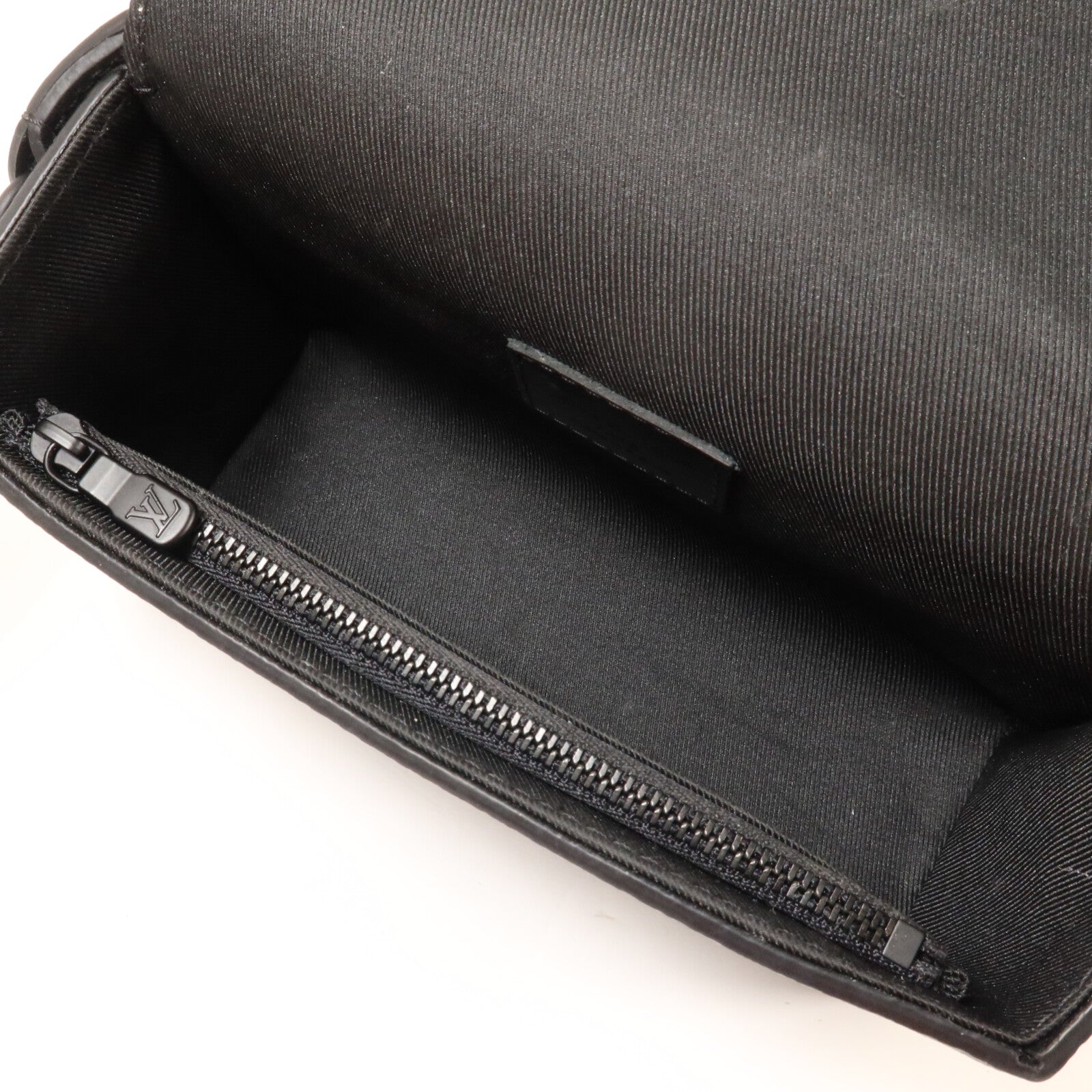 LOUIS VUITTON Monogram Eclipse Steamer Wearable Wallet肩背袋