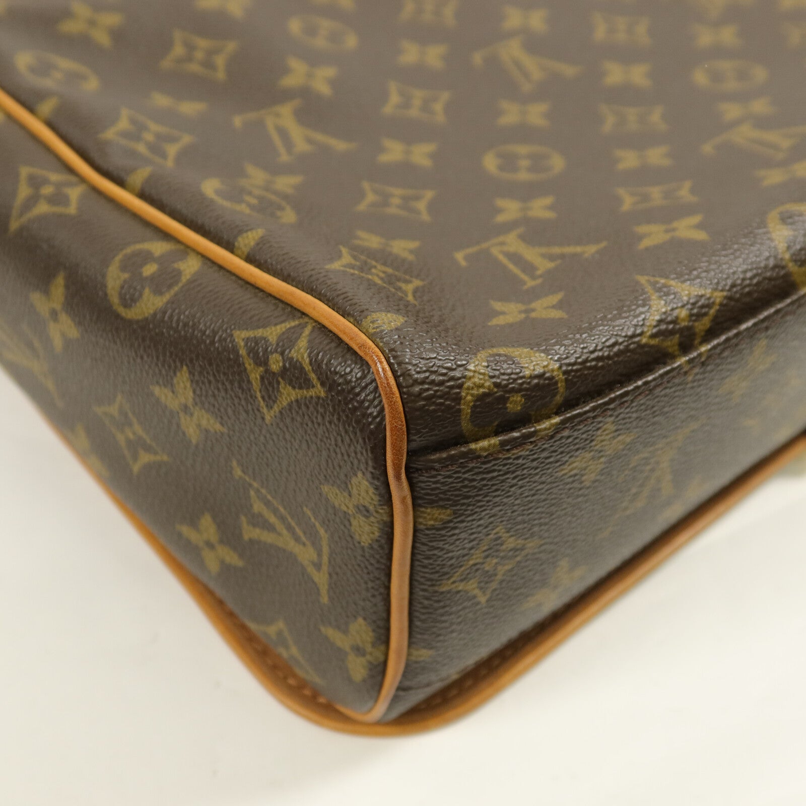LOUIS VUITTON Monogram Abbesses肩背袋