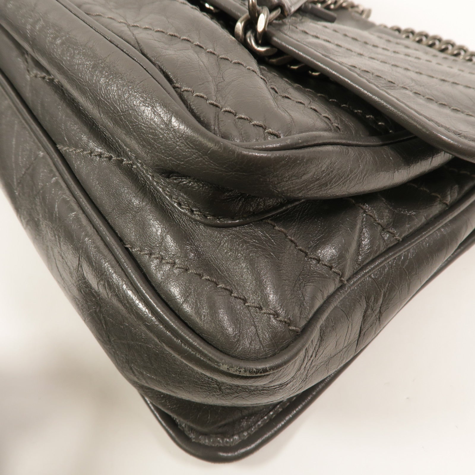 SAINT LAURENT 牛皮皮革Niki Medium Bag鏈帶肩背袋