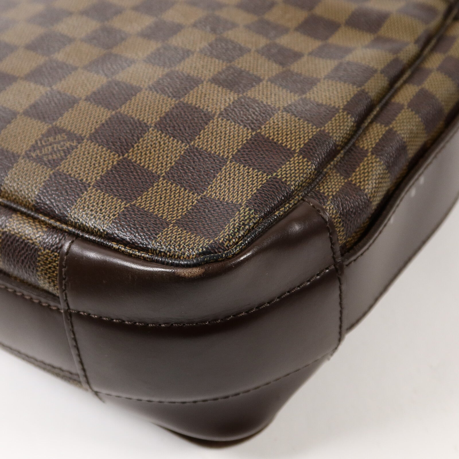 LOUIS VUITTON Damier Ebene Bastille肩背袋