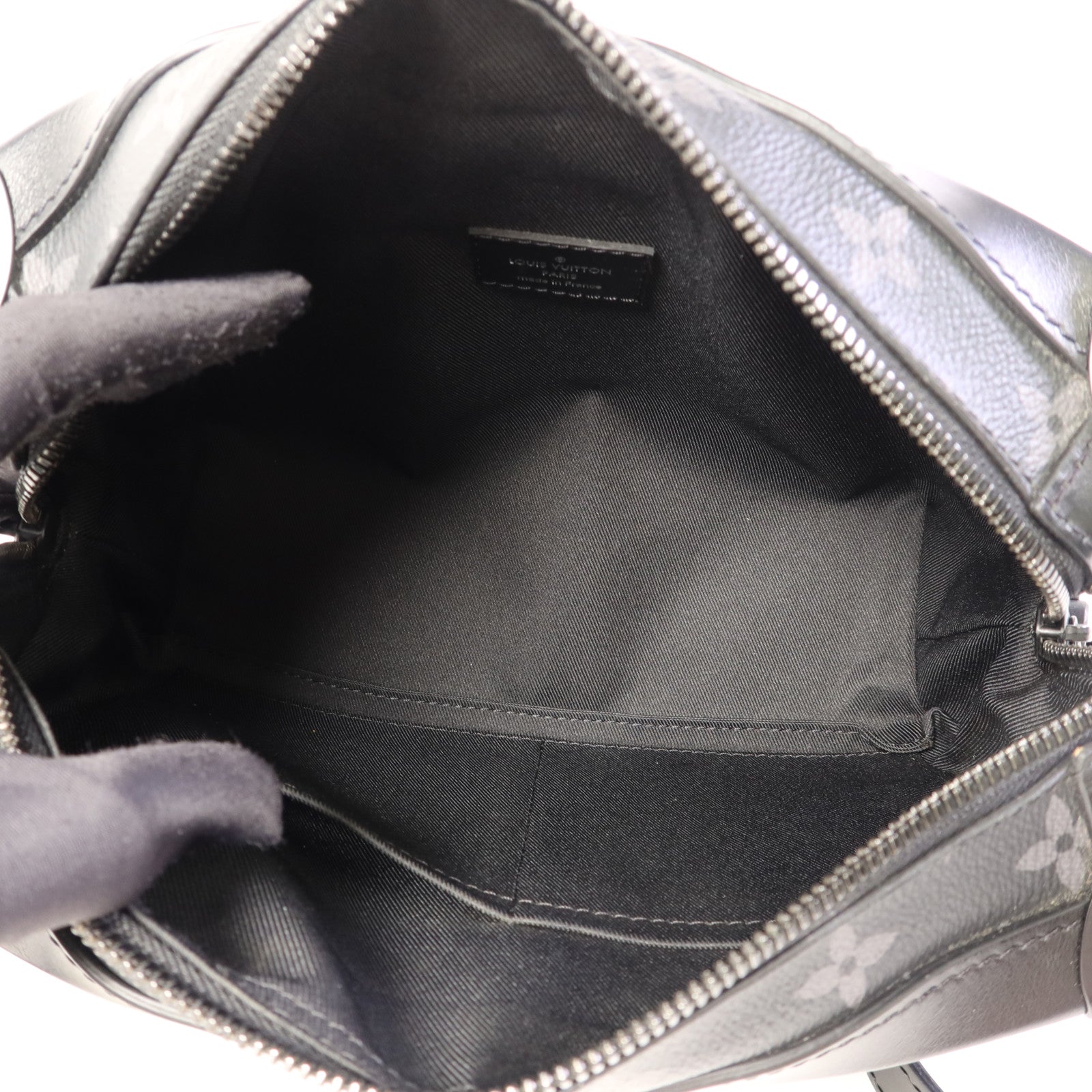 LOUIS VUITTON Monogram Eclipse Soft Trunk肩背袋