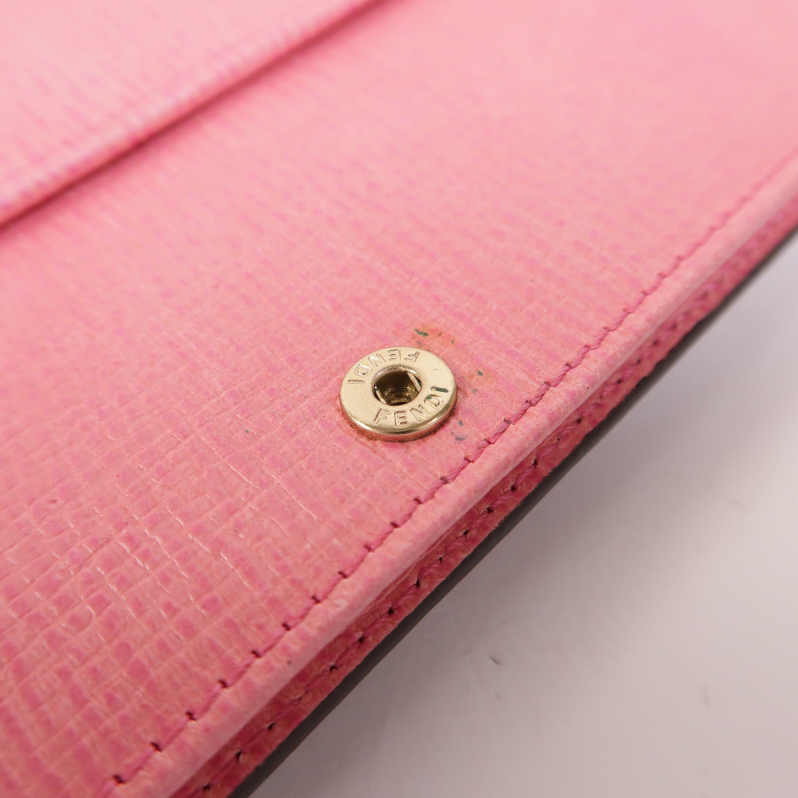 FENDI 塗層帆布Wallet On Chain金扣鏈帶肩背袋