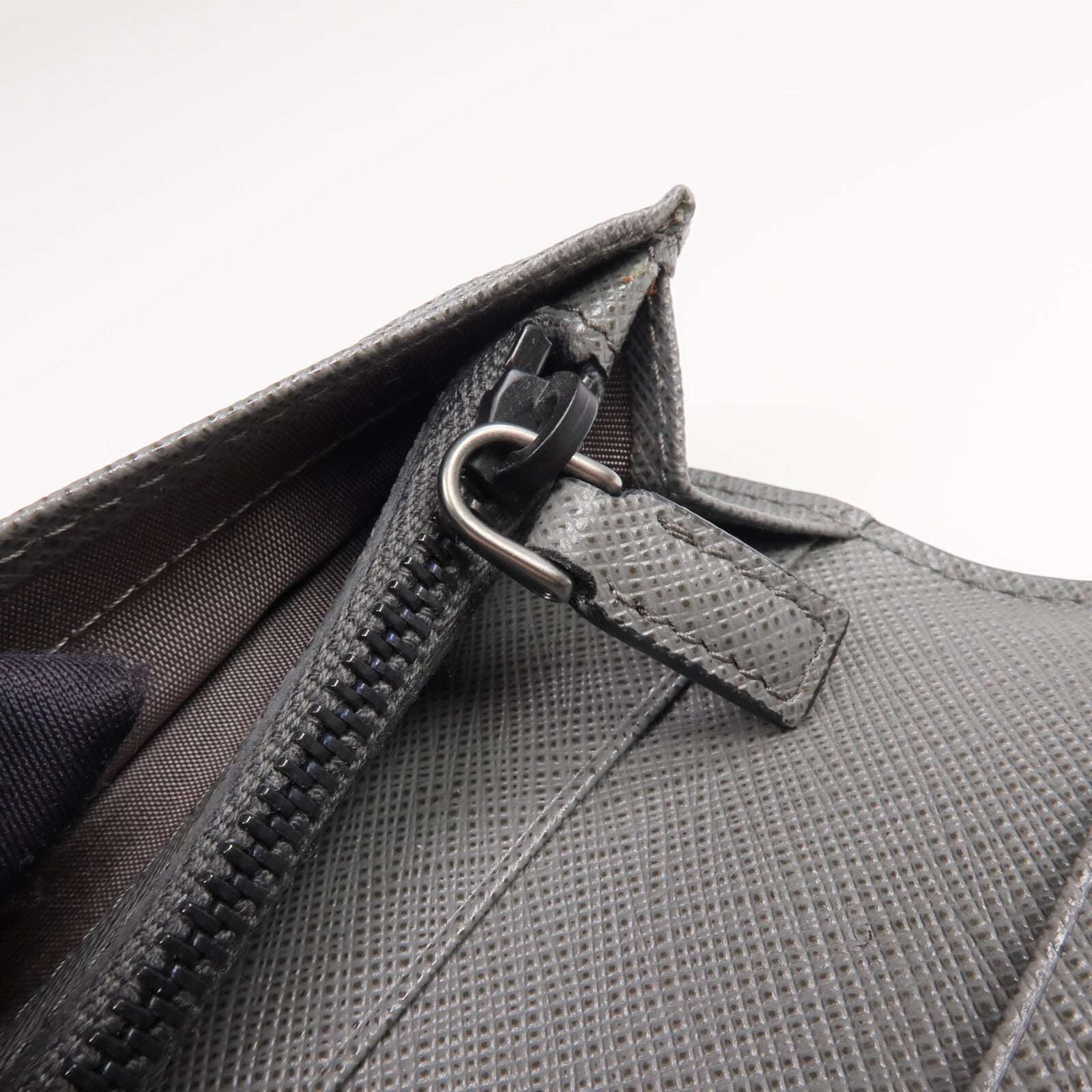 PRADA 【激減優惠】Saffiano皮革Long Wallet銀扣長錢包