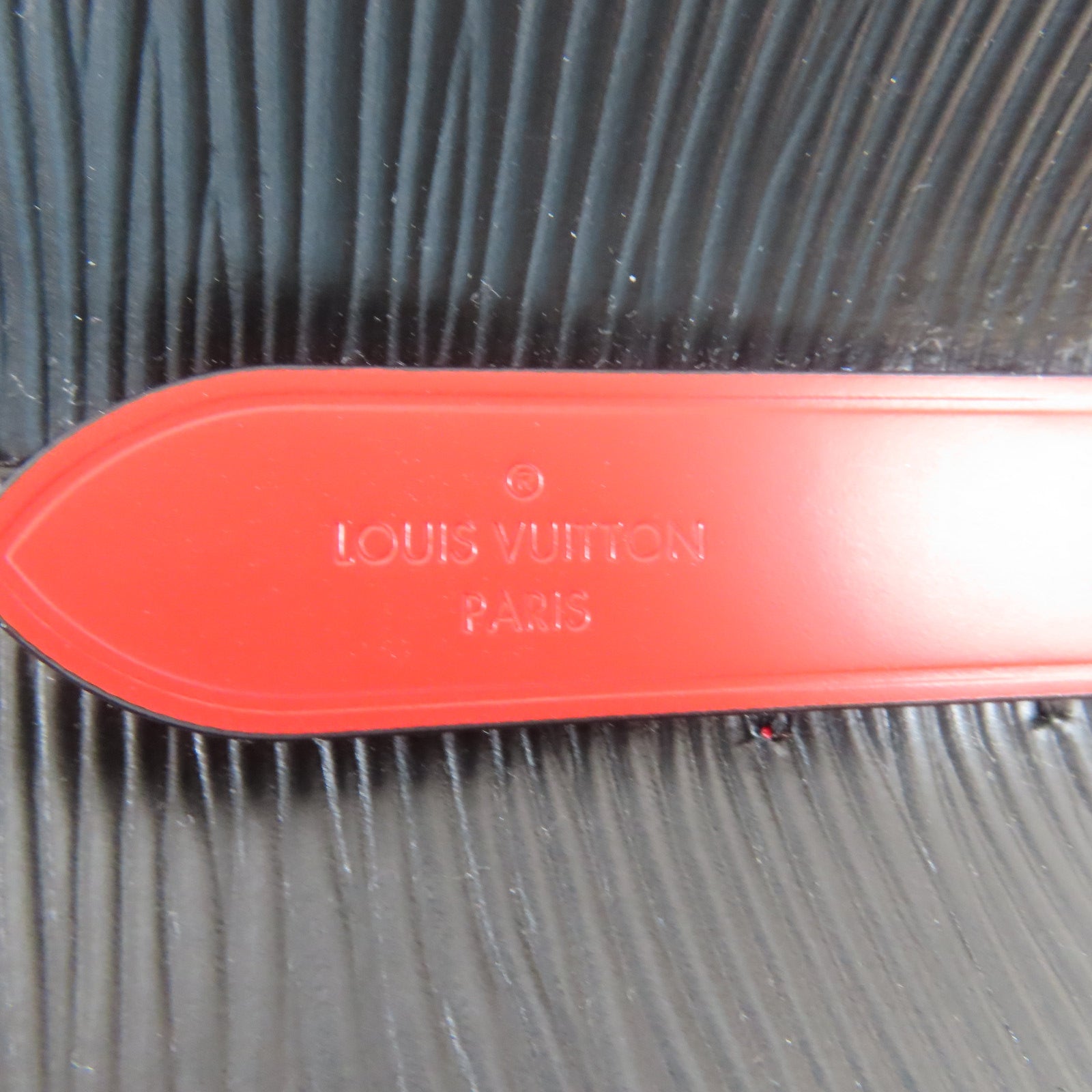 LOUIS VUITTON Epi Neo Noe BB銀扣手挽肩背兩用袋黑色/紅色