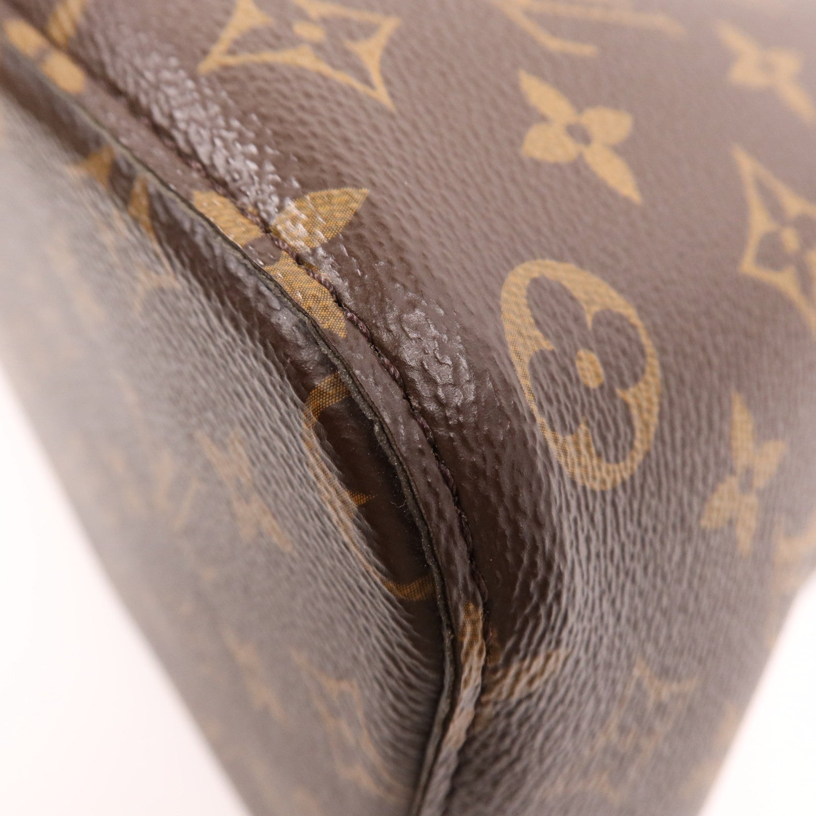 LOUIS VUITTON Monogram Neo Noe MM金扣肩背袋