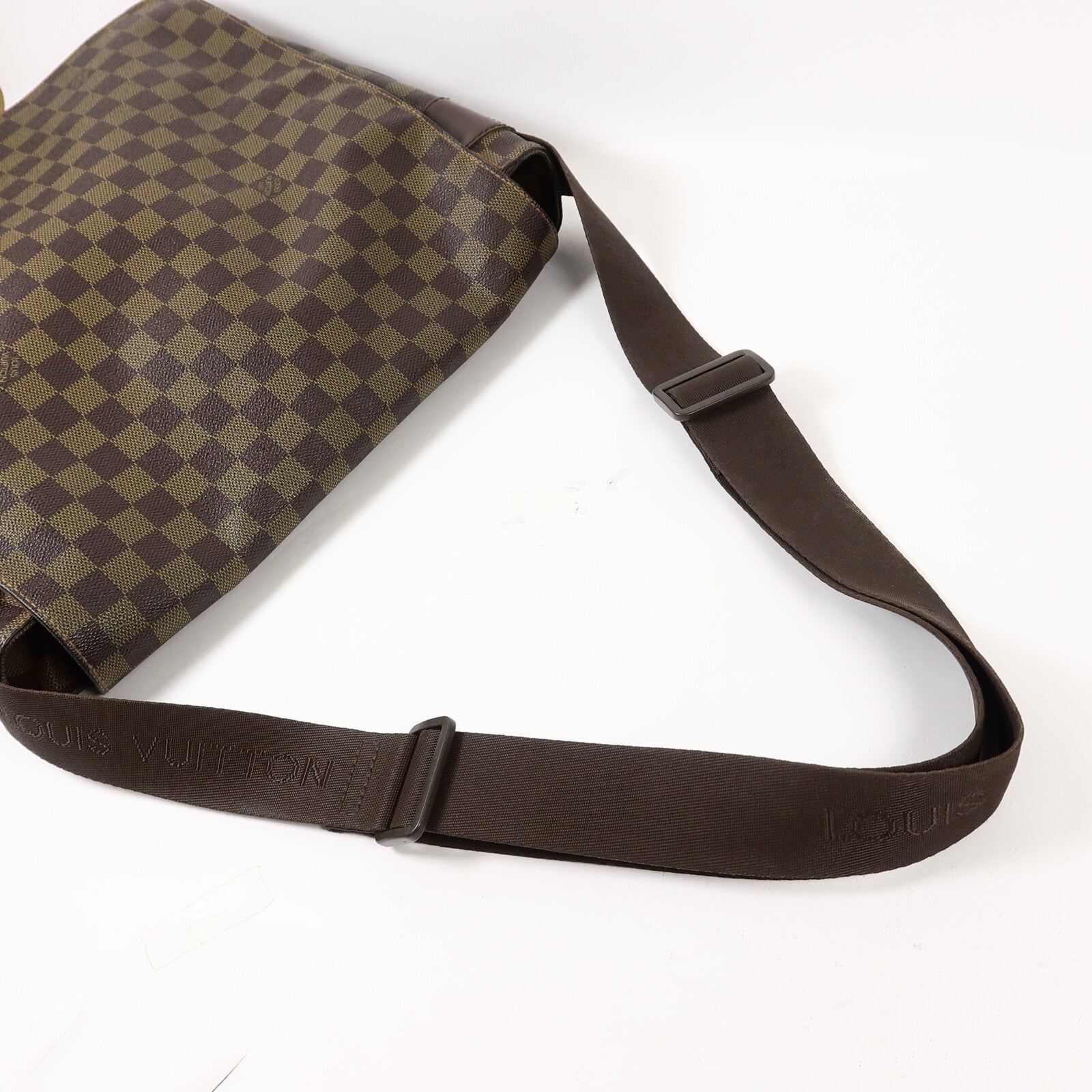 LOUIS VUITTON Damier Ebene Bastille肩背袋