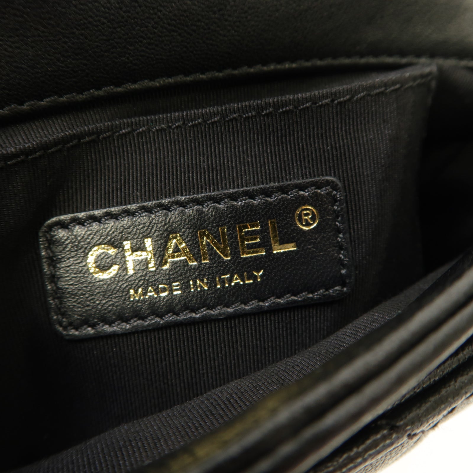 CHANEL 【激減優惠】菱格牛皮皮革Waist Bag金扣腰包黑色