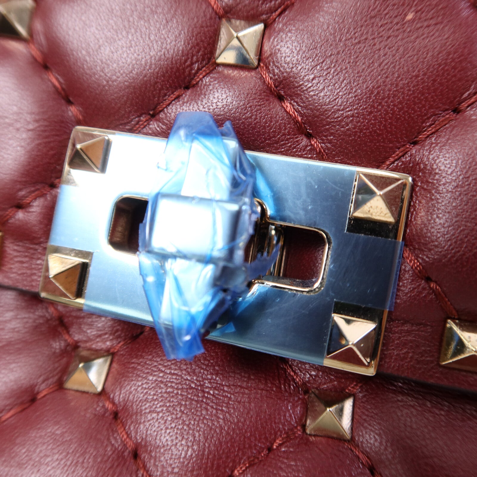 Valentino 羊皮皮革Rockstud Spike金扣鏈帶手挽肩背兩用袋