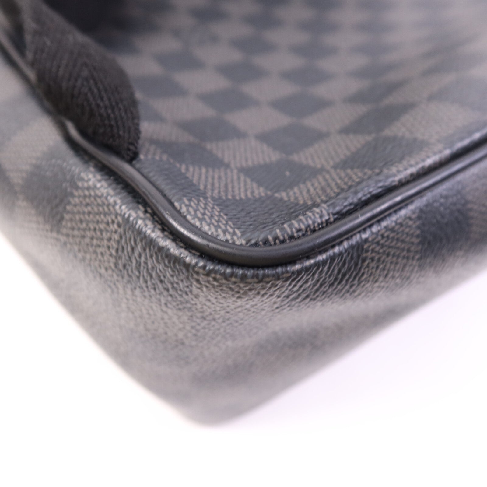 LOUIS VUITTON Damier Graphite Josh銀扣背包